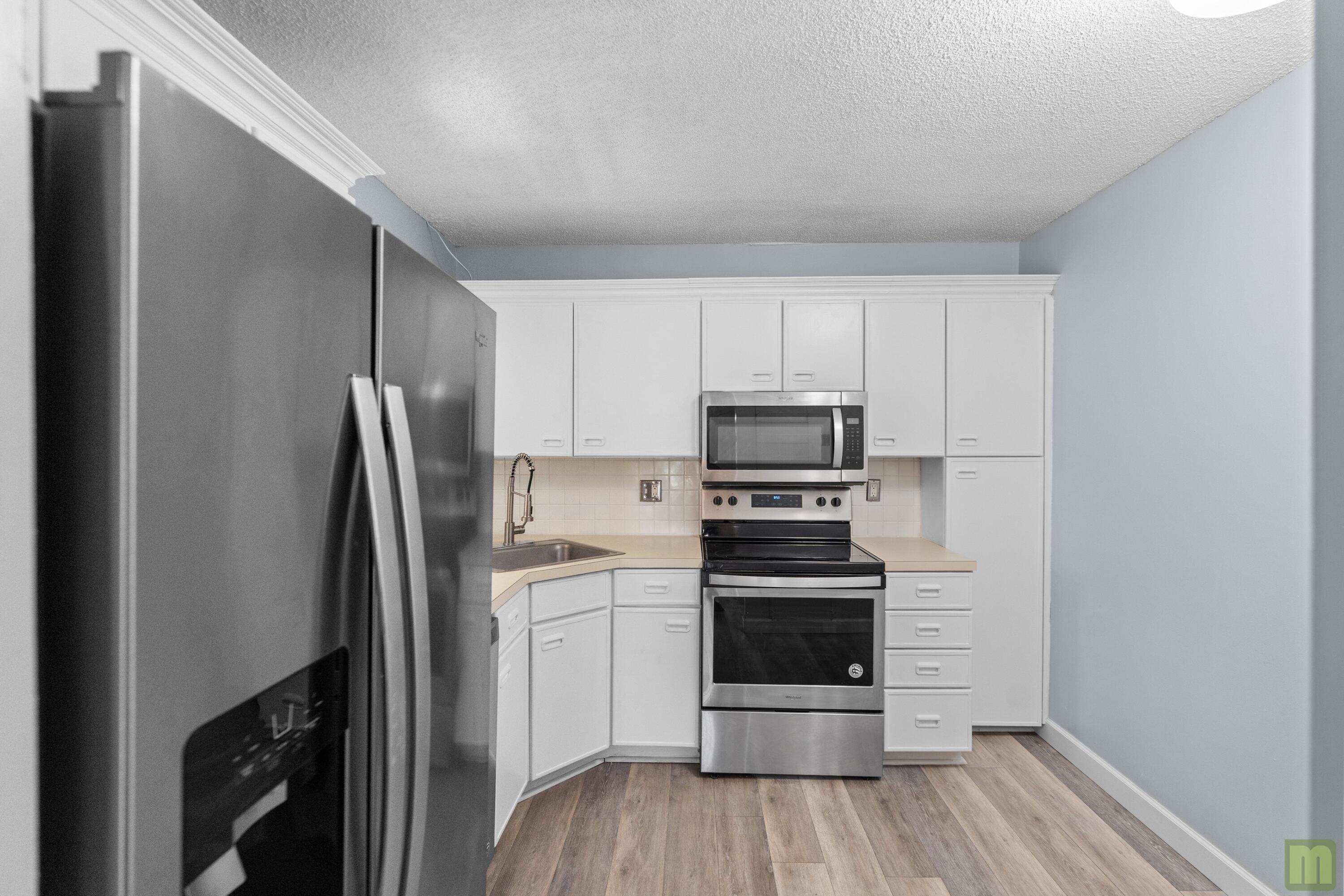 BAYWOOD VILLAGE I-B CONDO - Residential