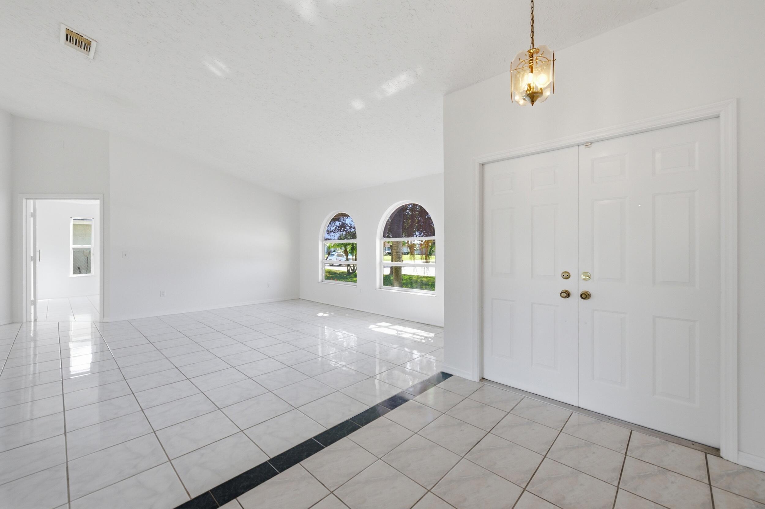 PORT ST LUCIE SECTION 2 - Residential