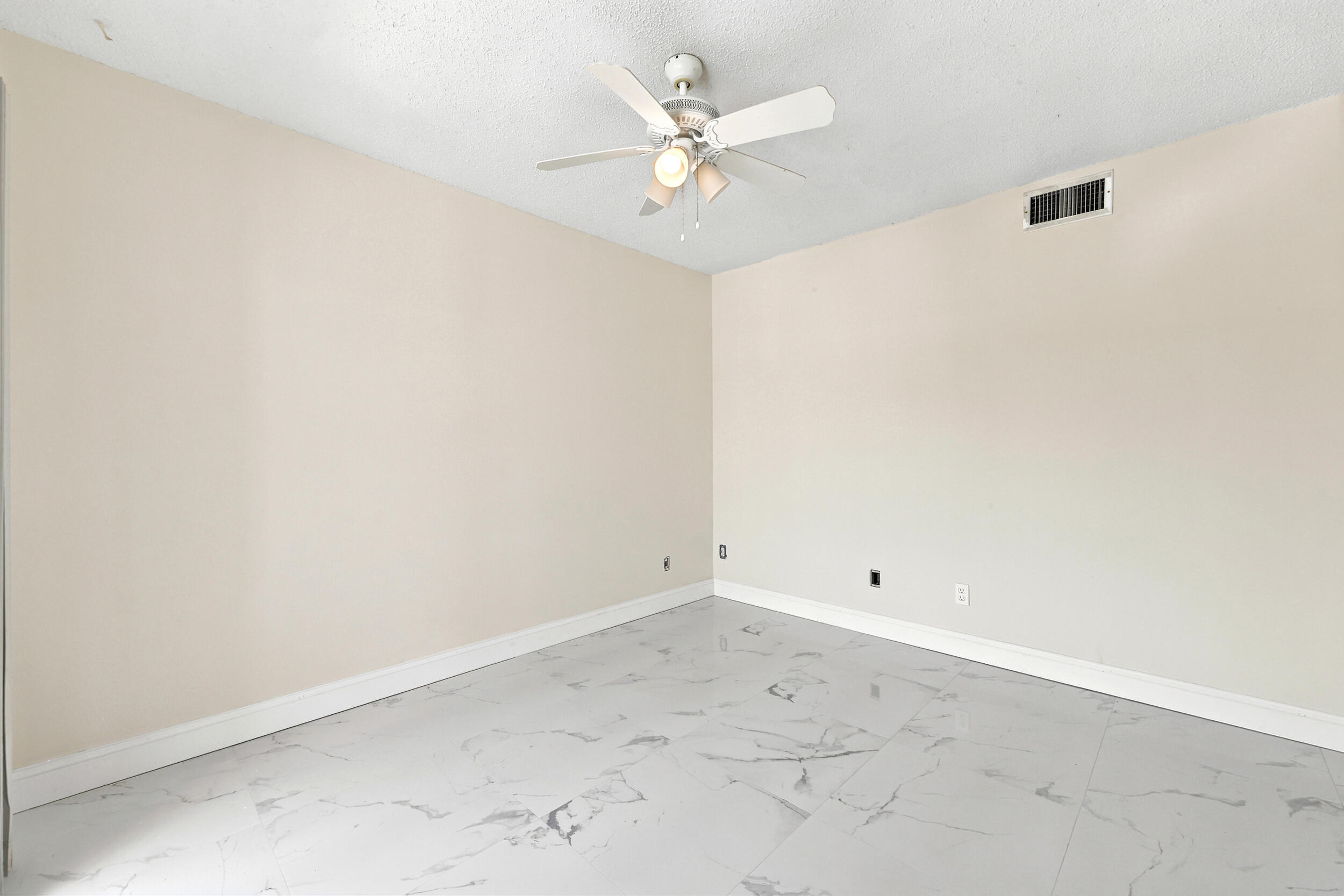 PARK PLACE TOWNHOMES - Residential Lease
