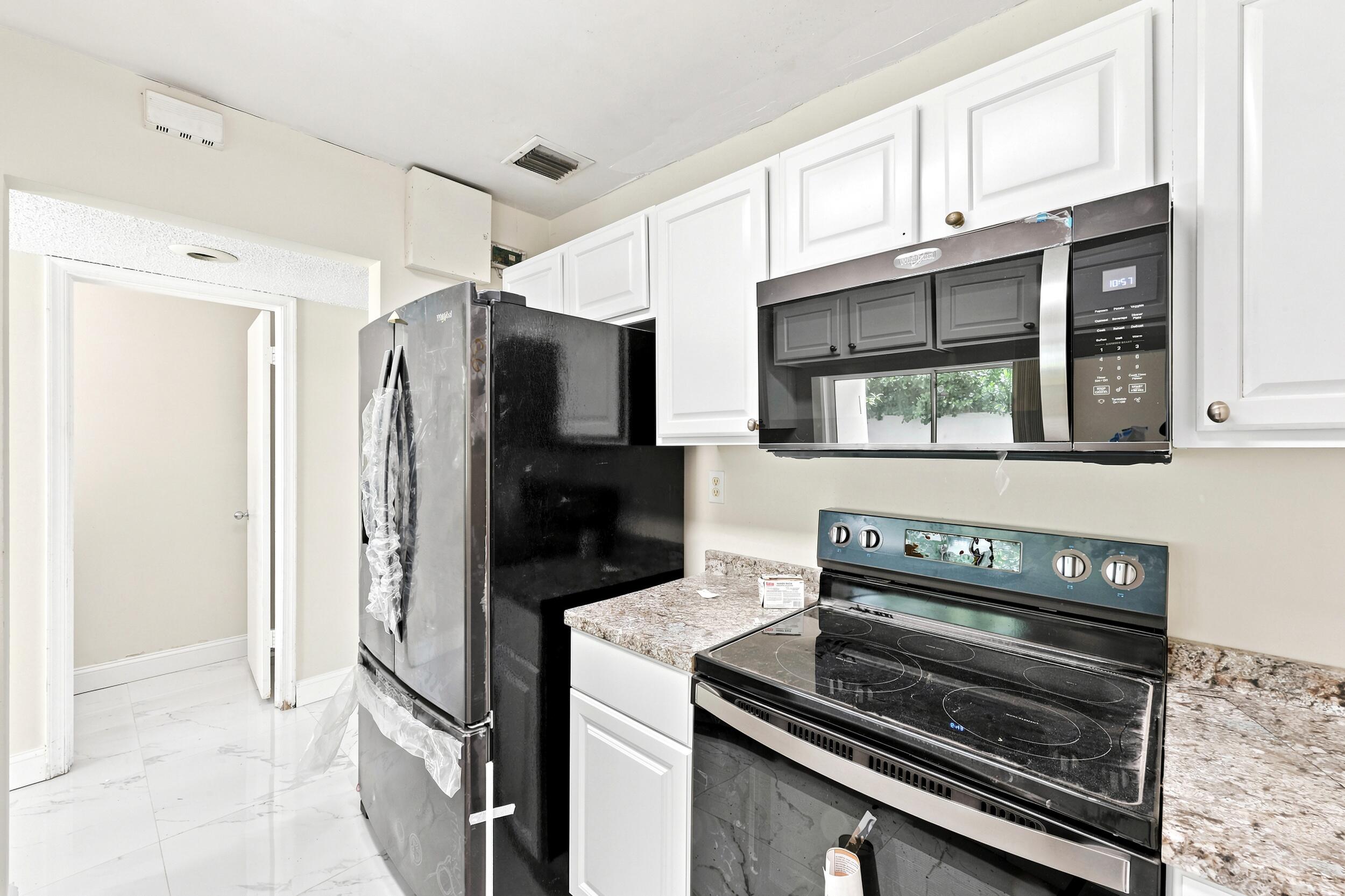 PARK PLACE TOWNHOMES - Residential Lease