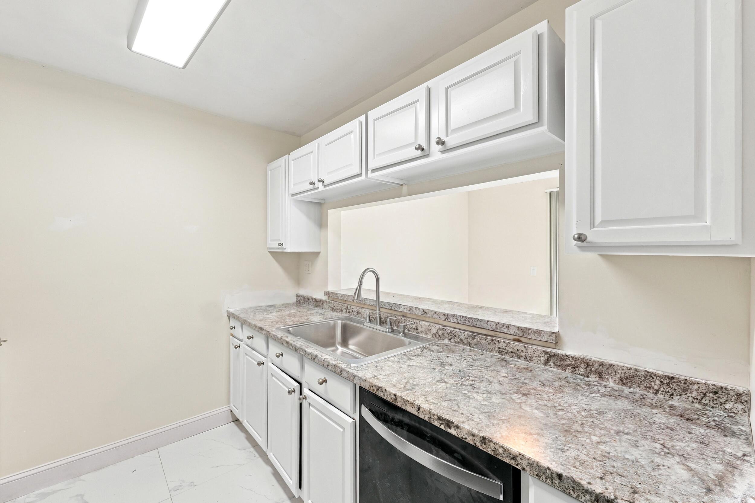 PARK PLACE TOWNHOMES - Residential Lease