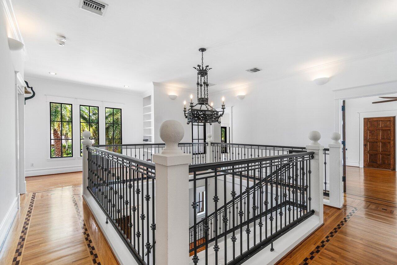 HARBOR ESTATES - Residential