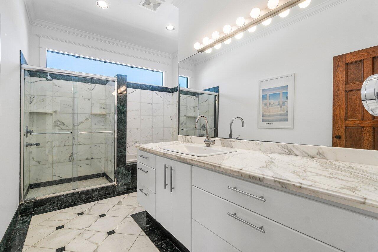 HARBOR ESTATES - Residential