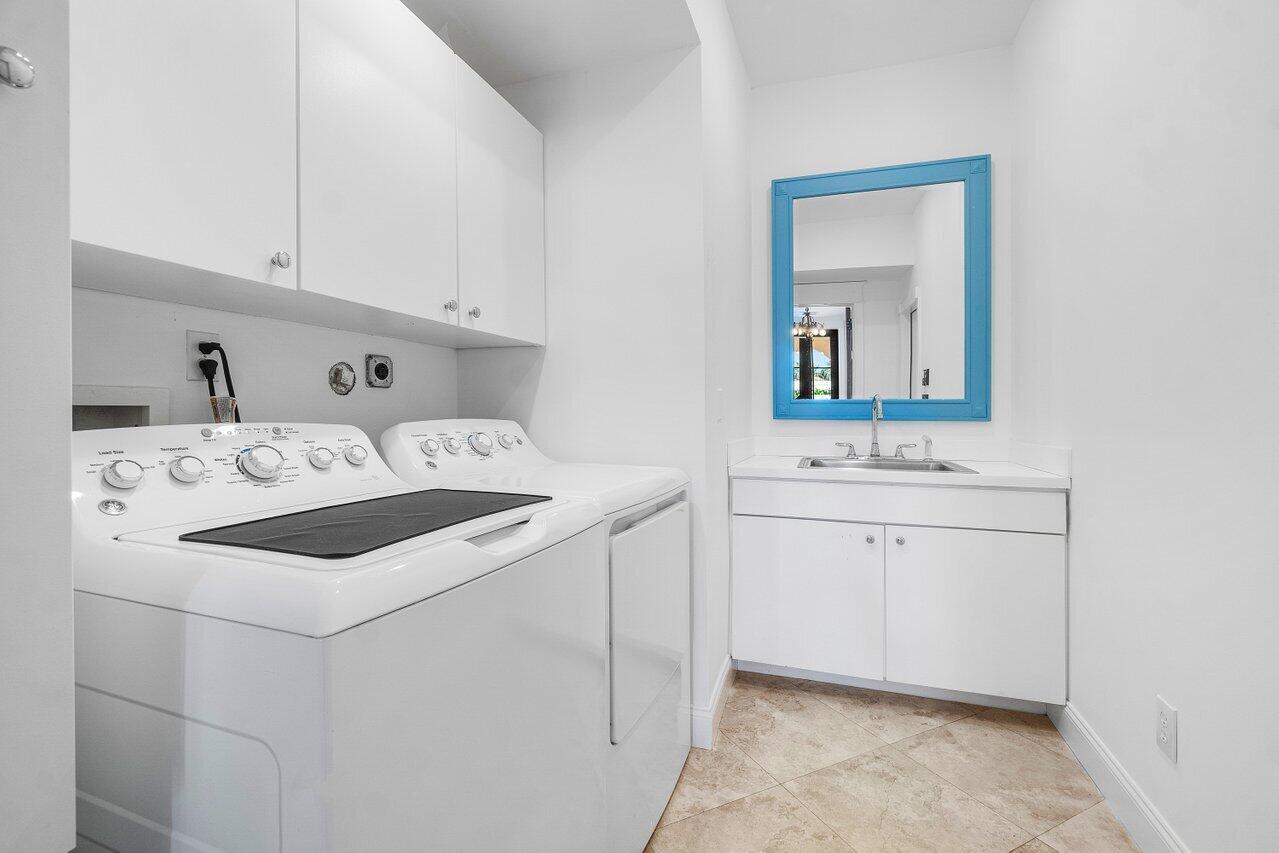 HARBOR ESTATES - Residential