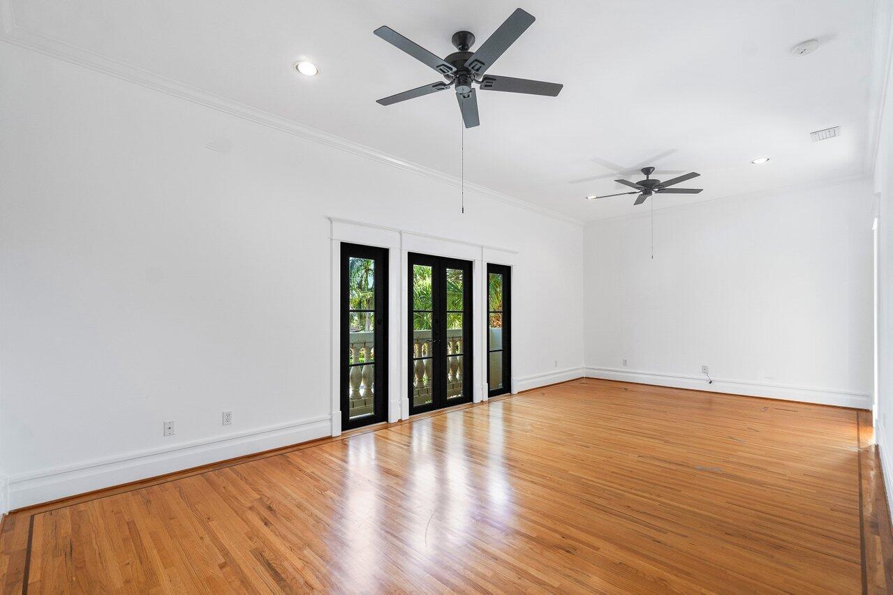 HARBOR ESTATES - Residential