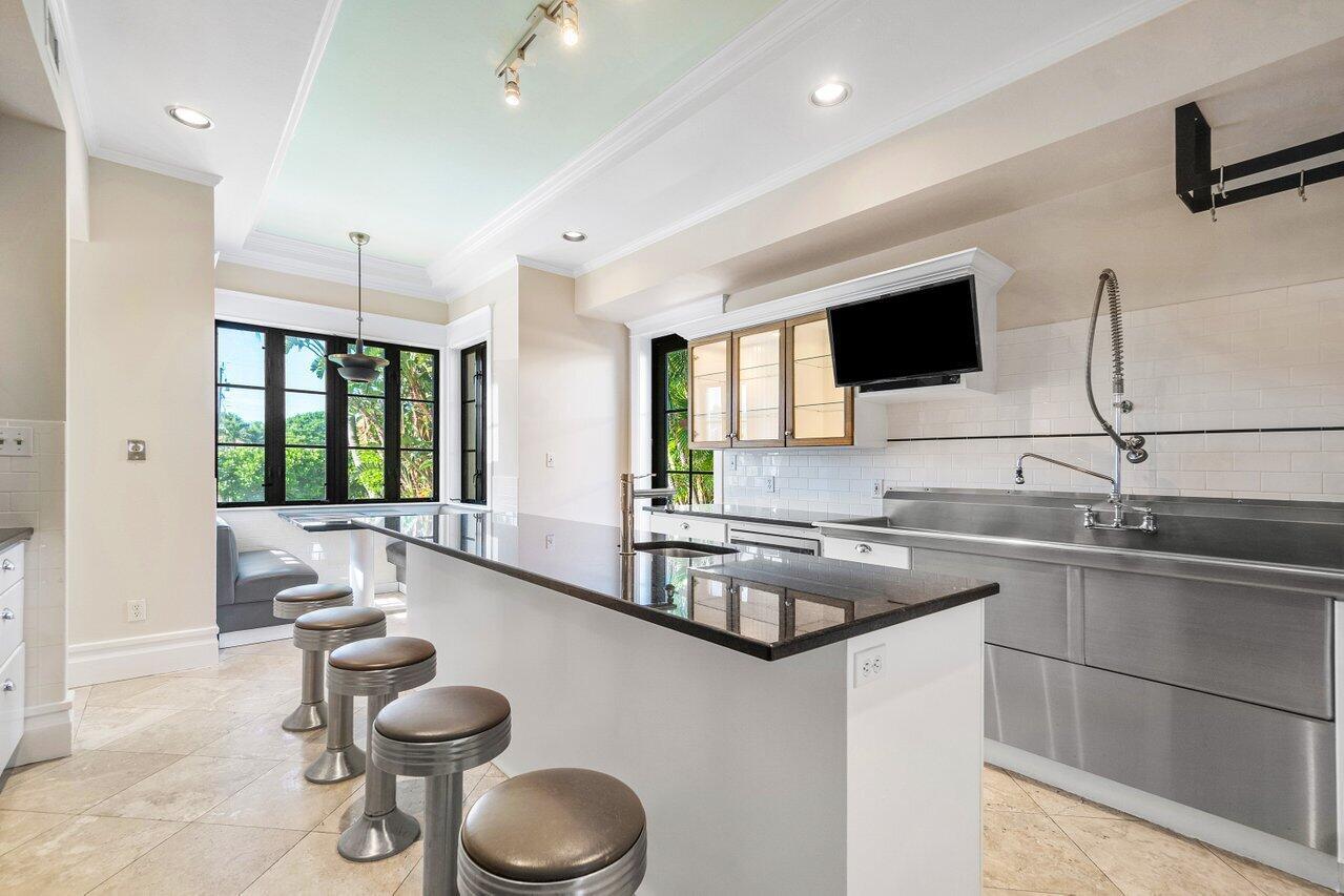 HARBOR ESTATES - Residential