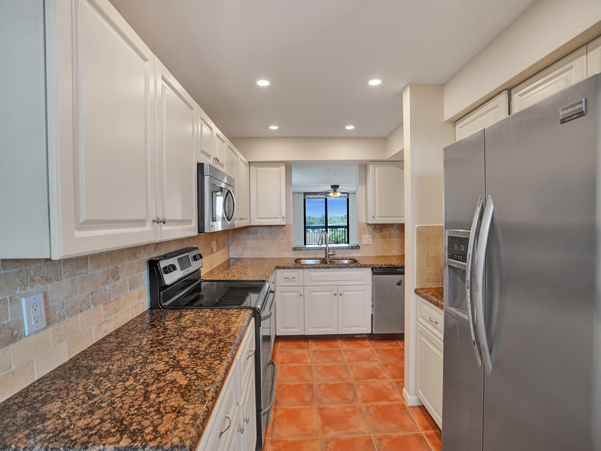 Mariners Way Condo - Residential
