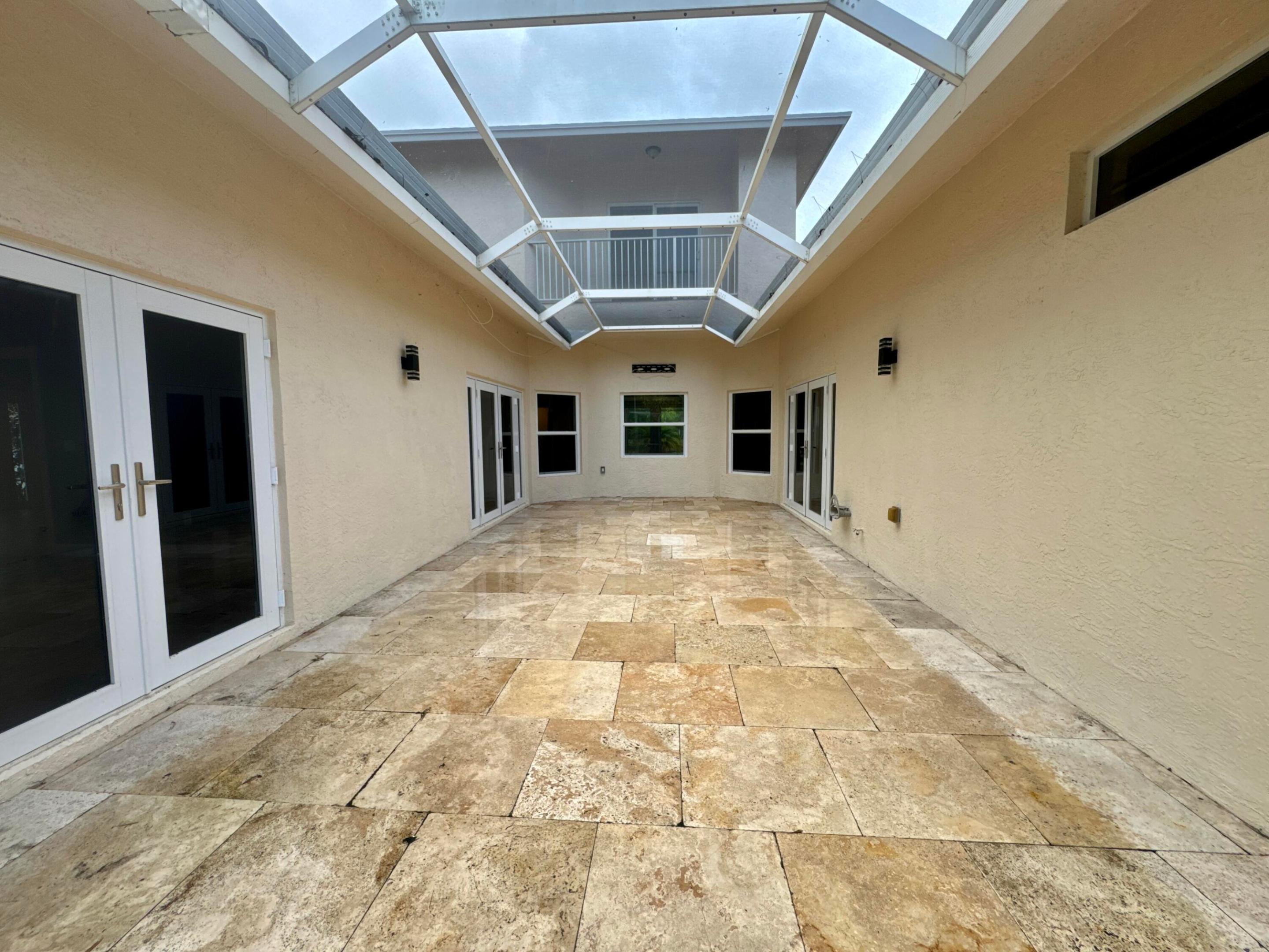 LOXAHATCHEE GROVES - Residential