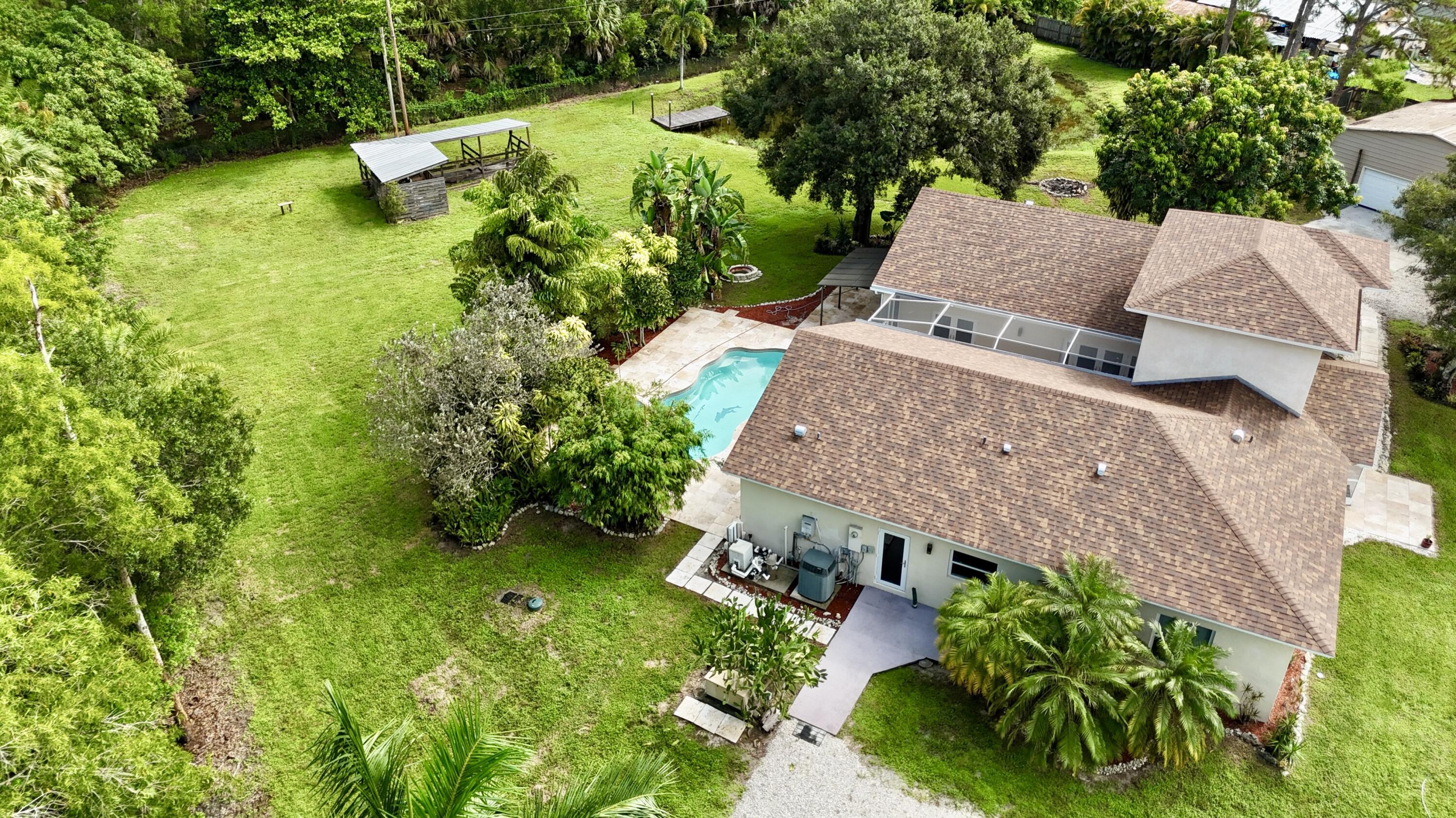 LOXAHATCHEE GROVES - Residential