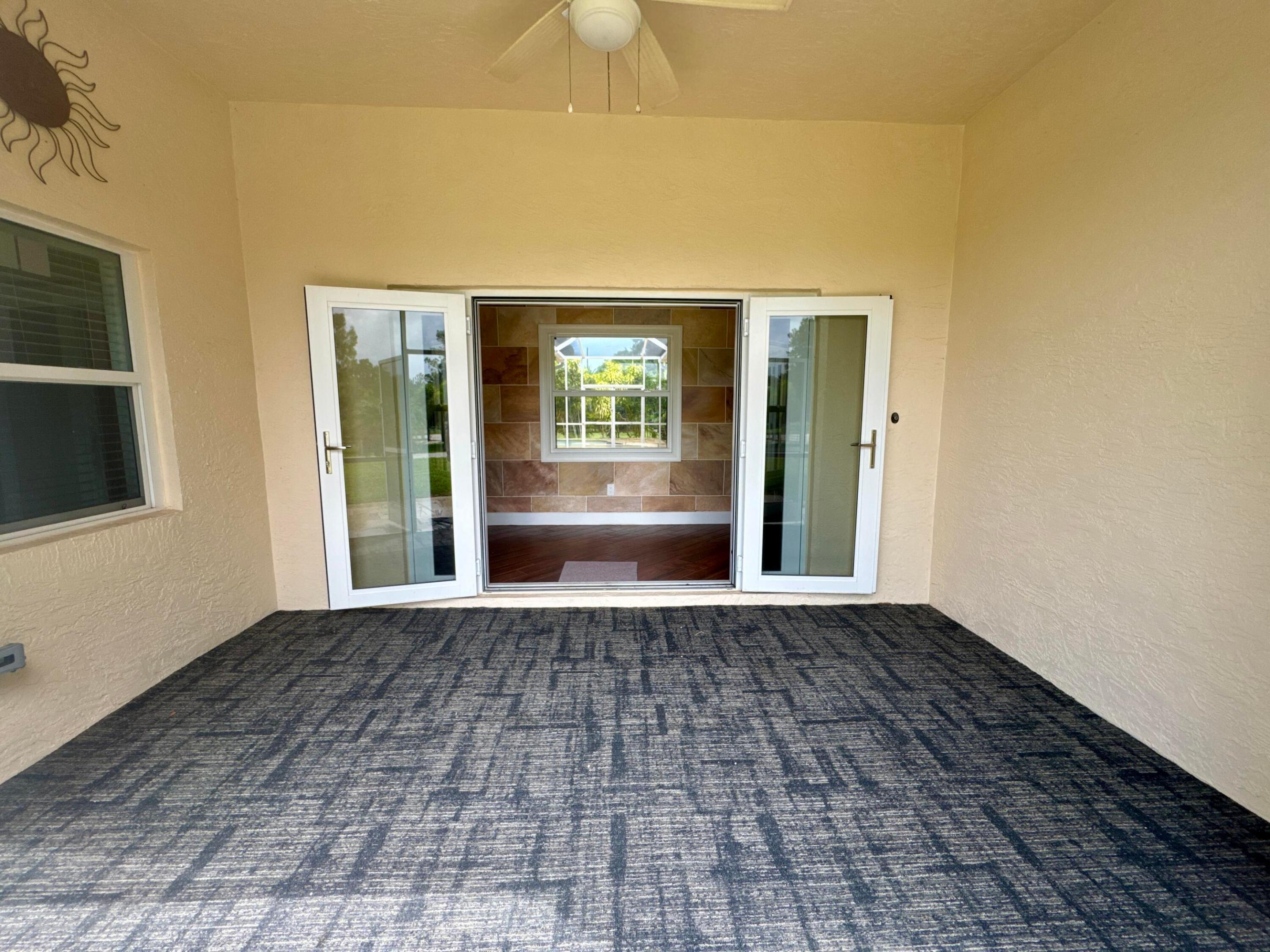 LOXAHATCHEE GROVES - Residential