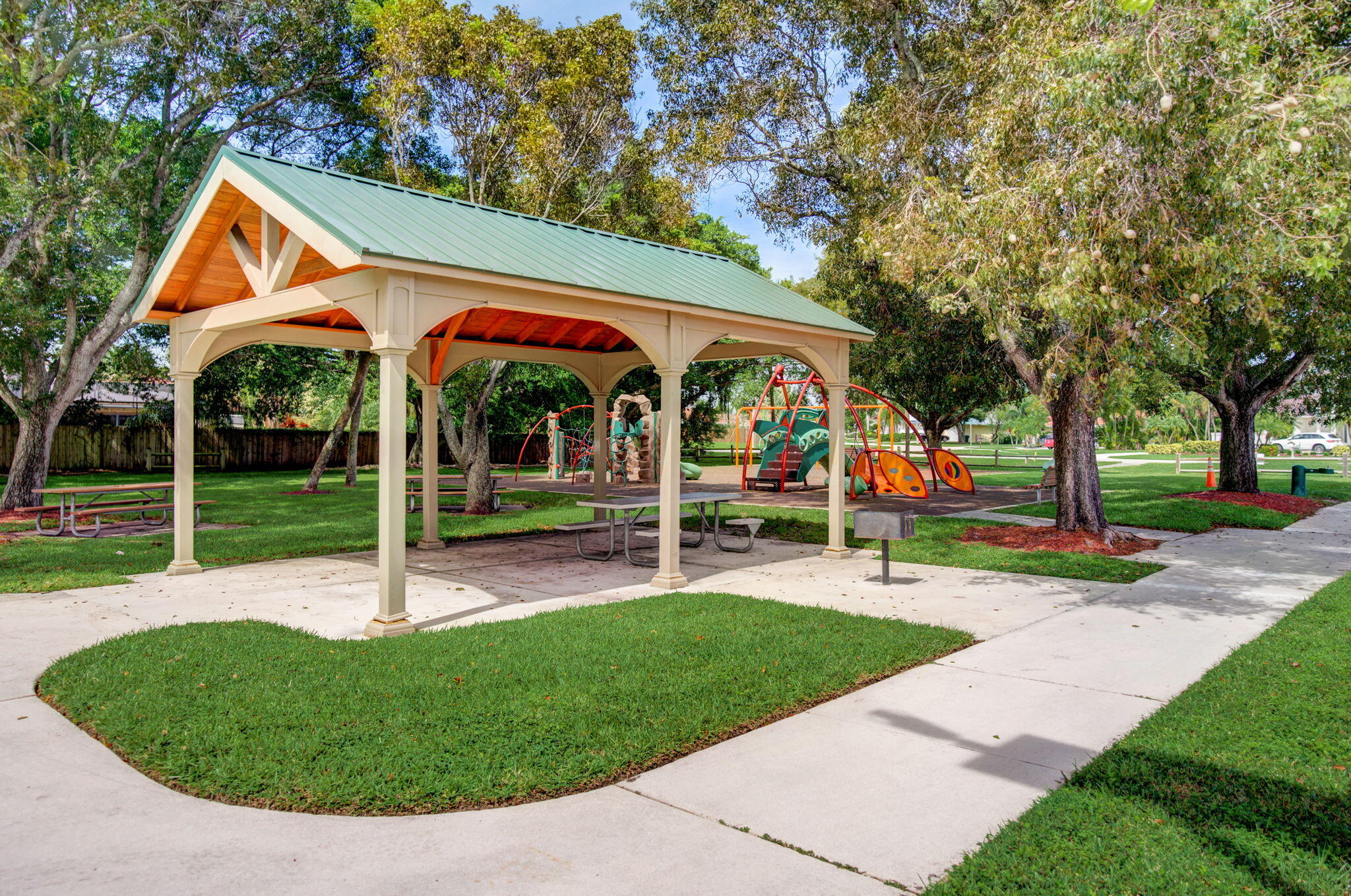 HIDDEN VALLEY SEC 2 - Residential Lease