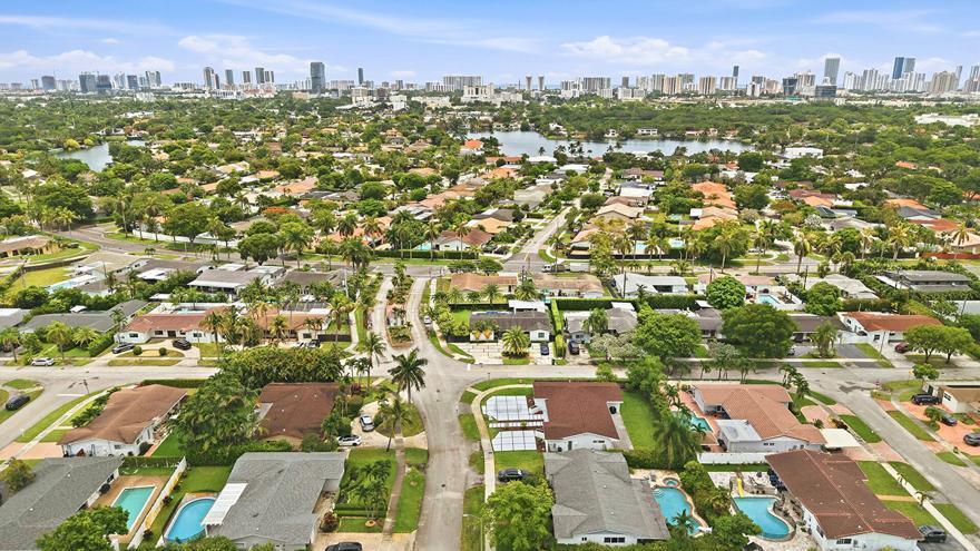HIGHLAND LAKES SEC 3 - Residential