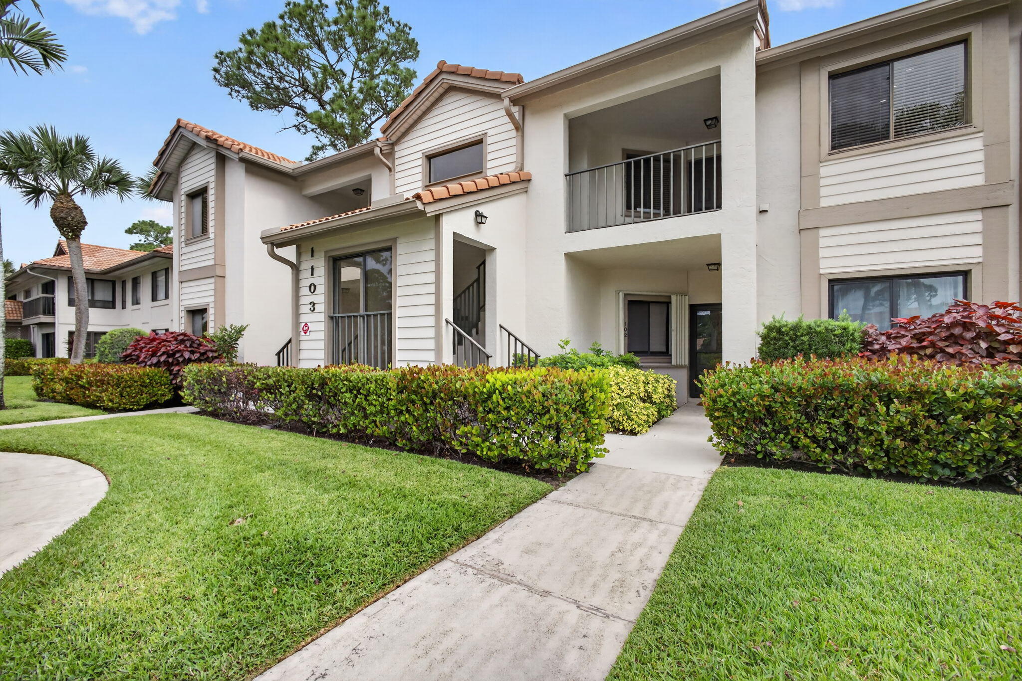 Well-maintained and thoughtfully updated, this residence is ideally situated in PGA National Golf Resort. The open layout features high ceilings and a spacious living and dining area, complemented by an eat-in kitchen with a breakfast nook. An all-season lanai extends the living space, offering the perfect setting for outdoor dining or relaxation year-round. The primary suite is generously sized and includes ample closet space, highlighted by a large walk-in closet with a lock-off option ideal for owner storage. Recent owner upgrades include a new range, refrigerator, washer/dryer, interior painting, and bathroom renovations. The Dunbar community has an attractive pool area that has been recently updated. The property also includes one dedicated owner parking space as well as guest spaces. With a strong rental history achieving seasonal rents in excess of $4,500 per month, this is an attractive option for both investors and end users. Furnishings are negotiable.