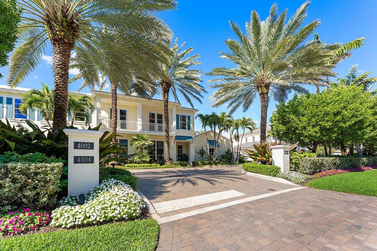 VILLAS AT 4001 NORTH OCEAN CONDO - Residential