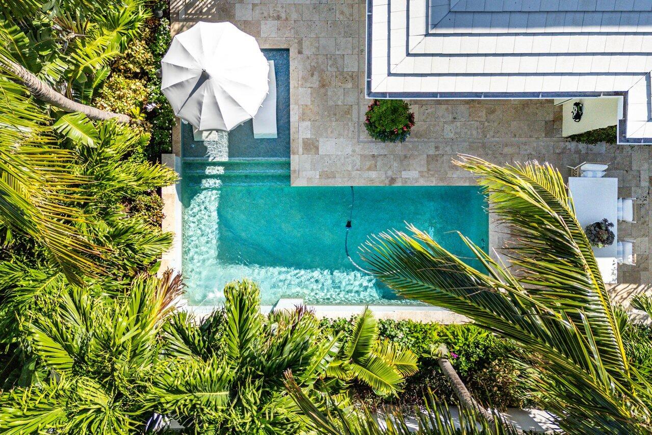VILLAS AT 4001 NORTH OCEAN CONDO - Residential