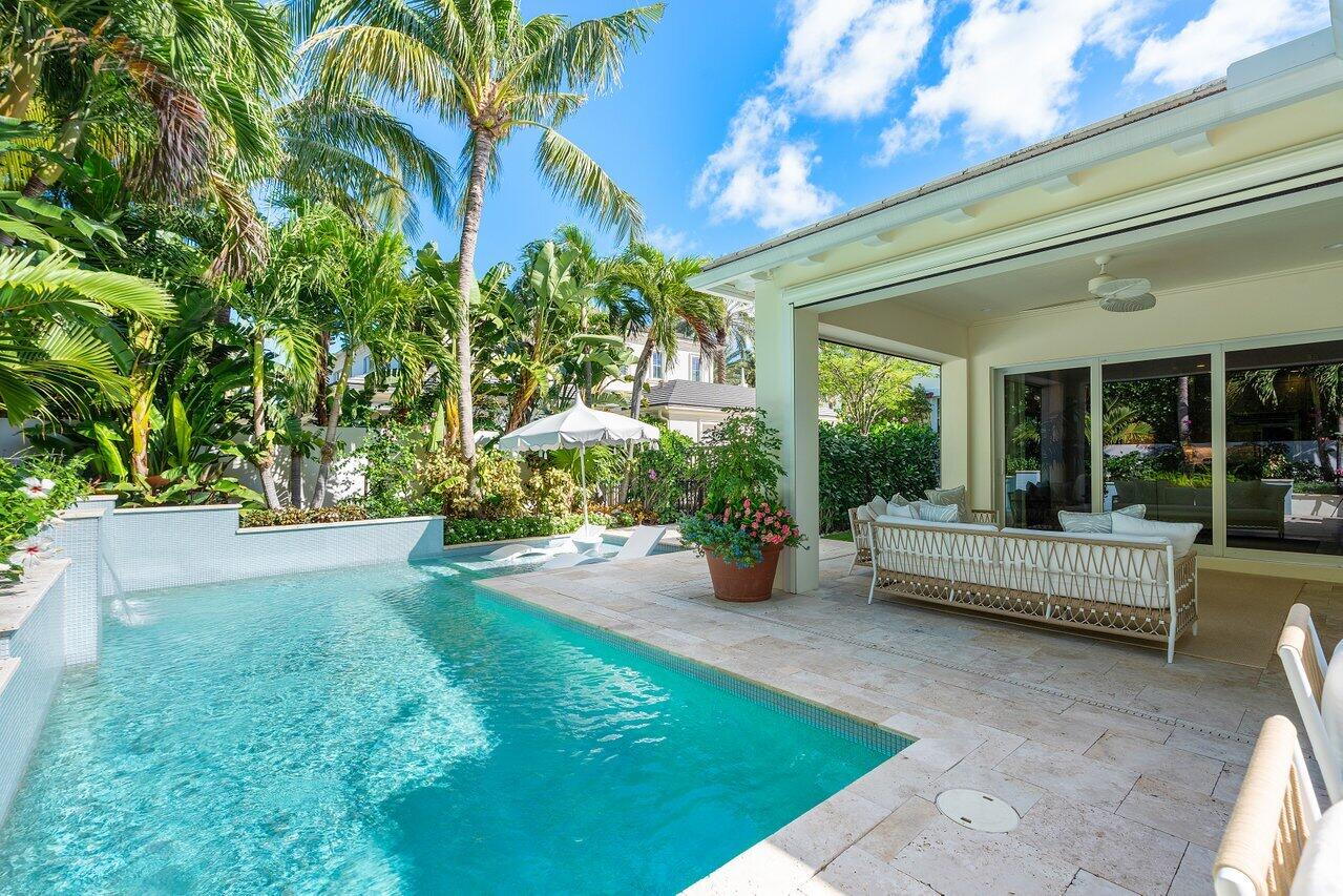 VILLAS AT 4001 NORTH OCEAN CONDO - Residential