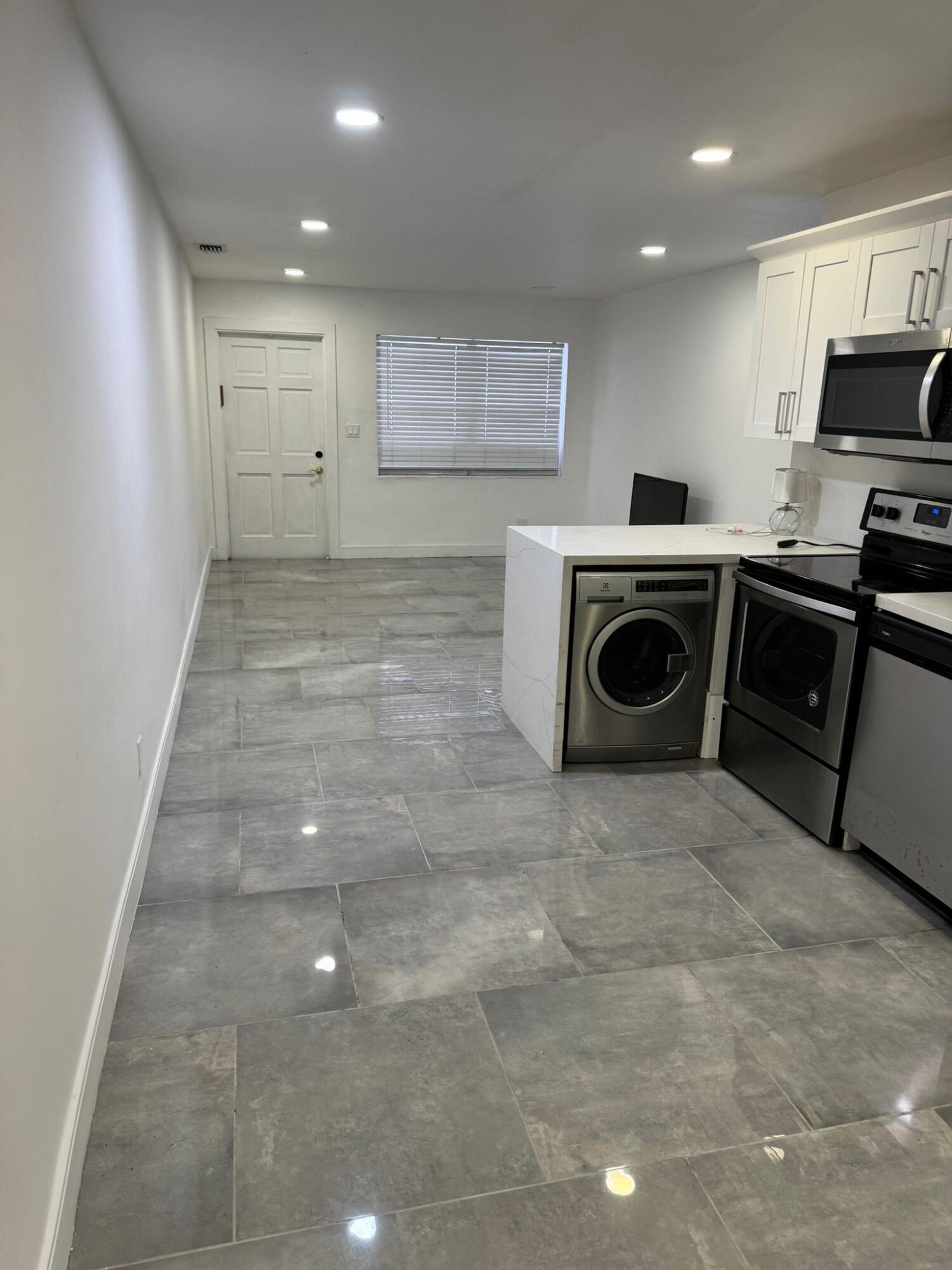 REED LAND CO - Residential Lease