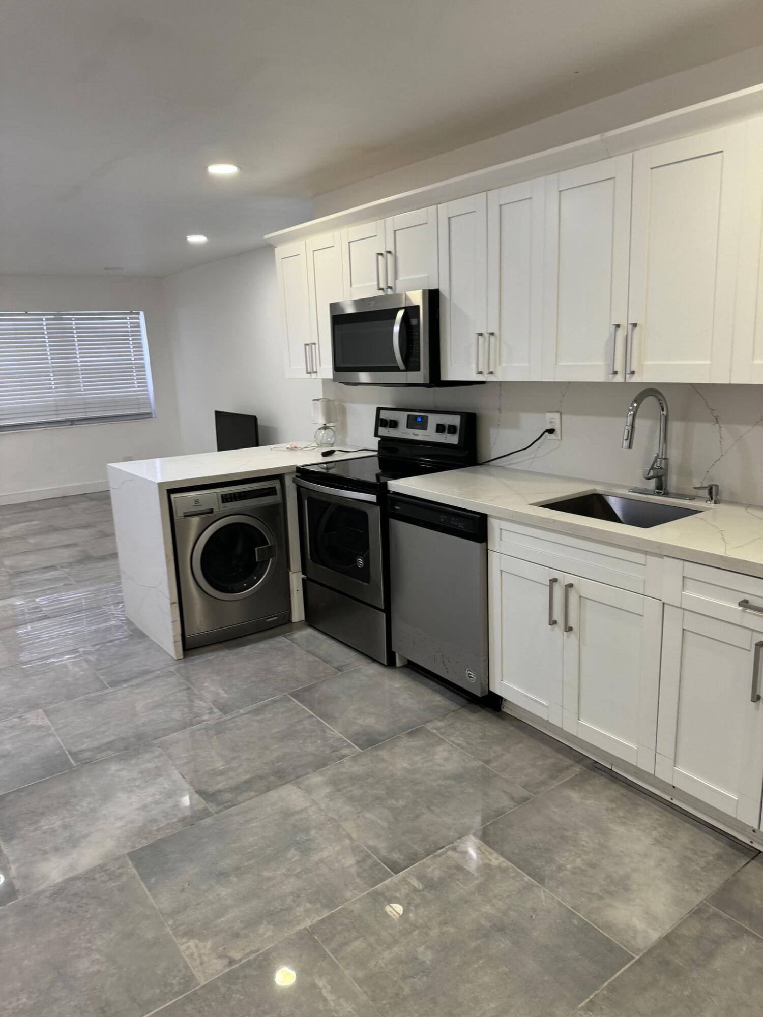 REED LAND CO - Residential Lease