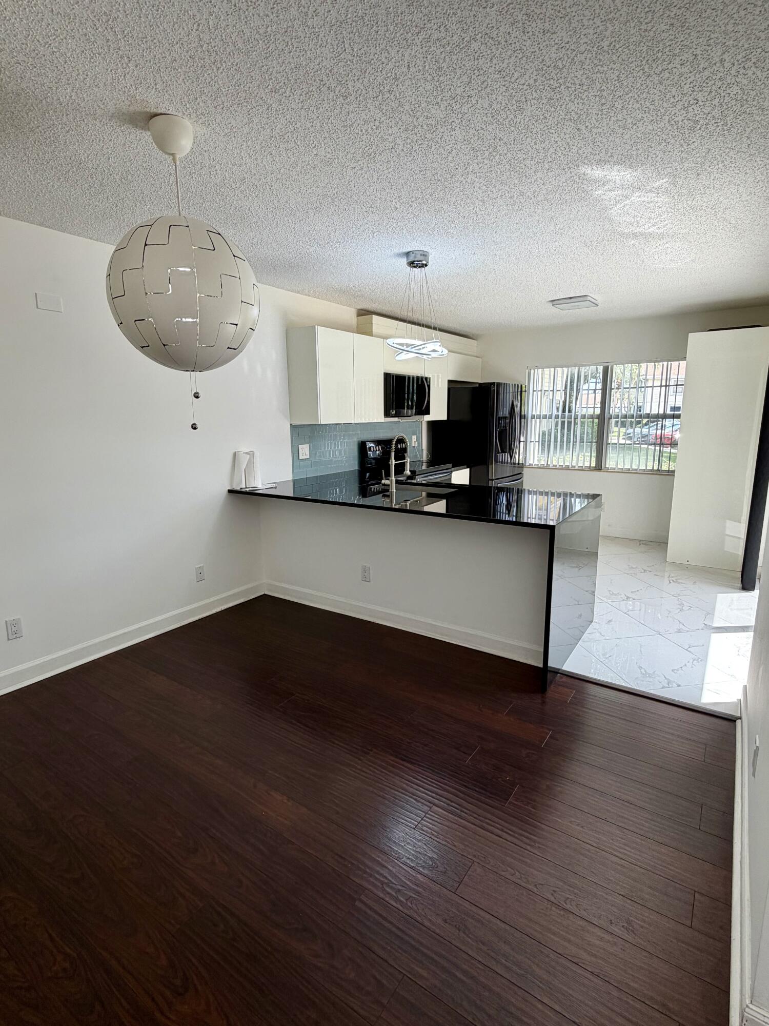 Wellesley At Lake Clarke Shores - Residential
