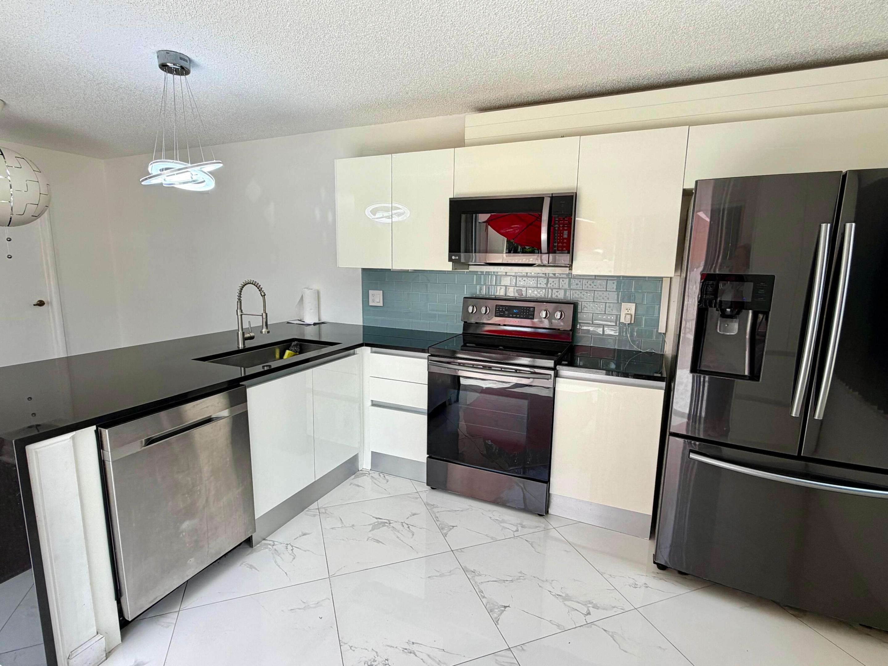 Wellesley At Lake Clarke Shores - Residential