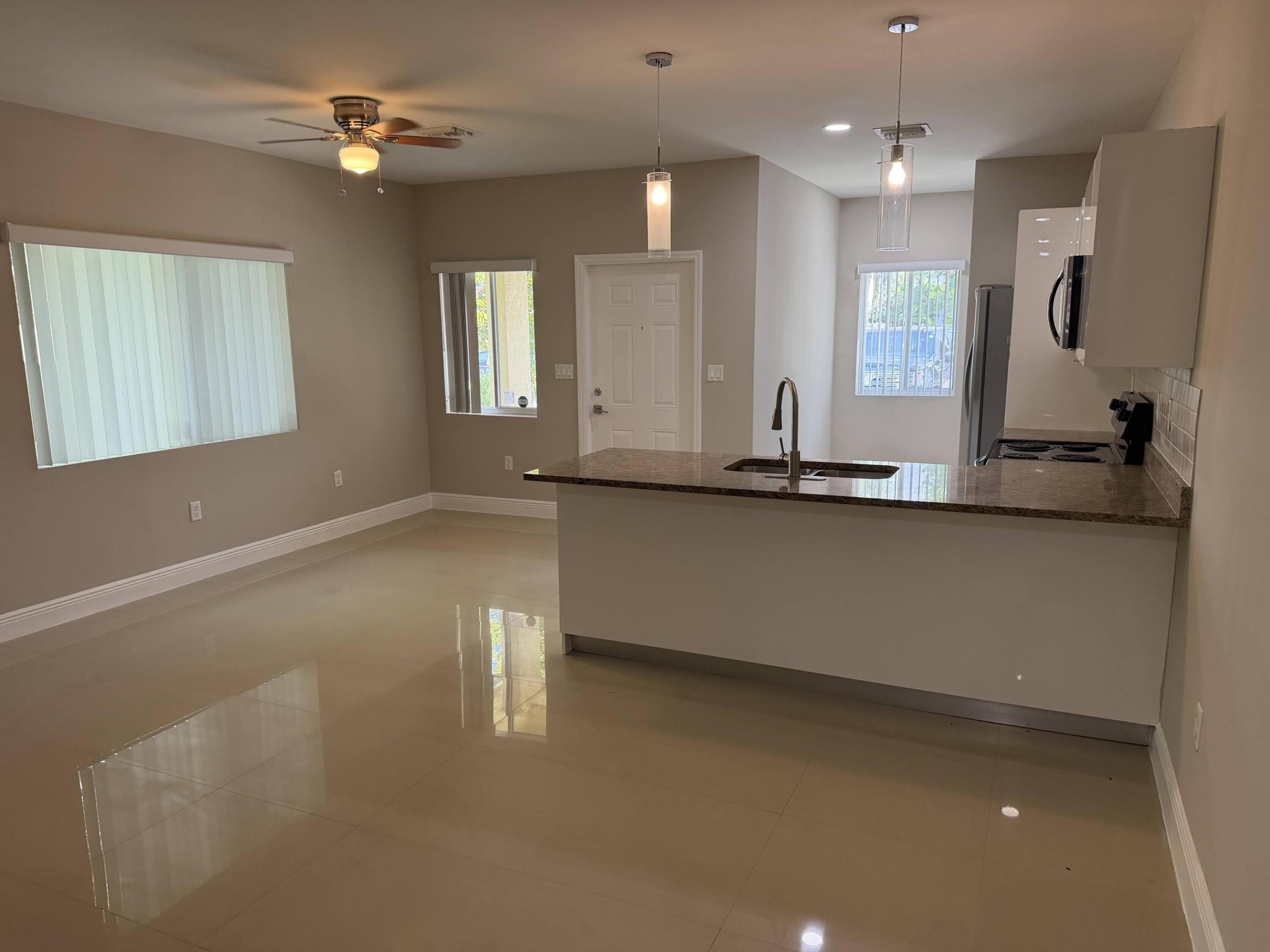SEMINOLE FOREST - Residential Lease