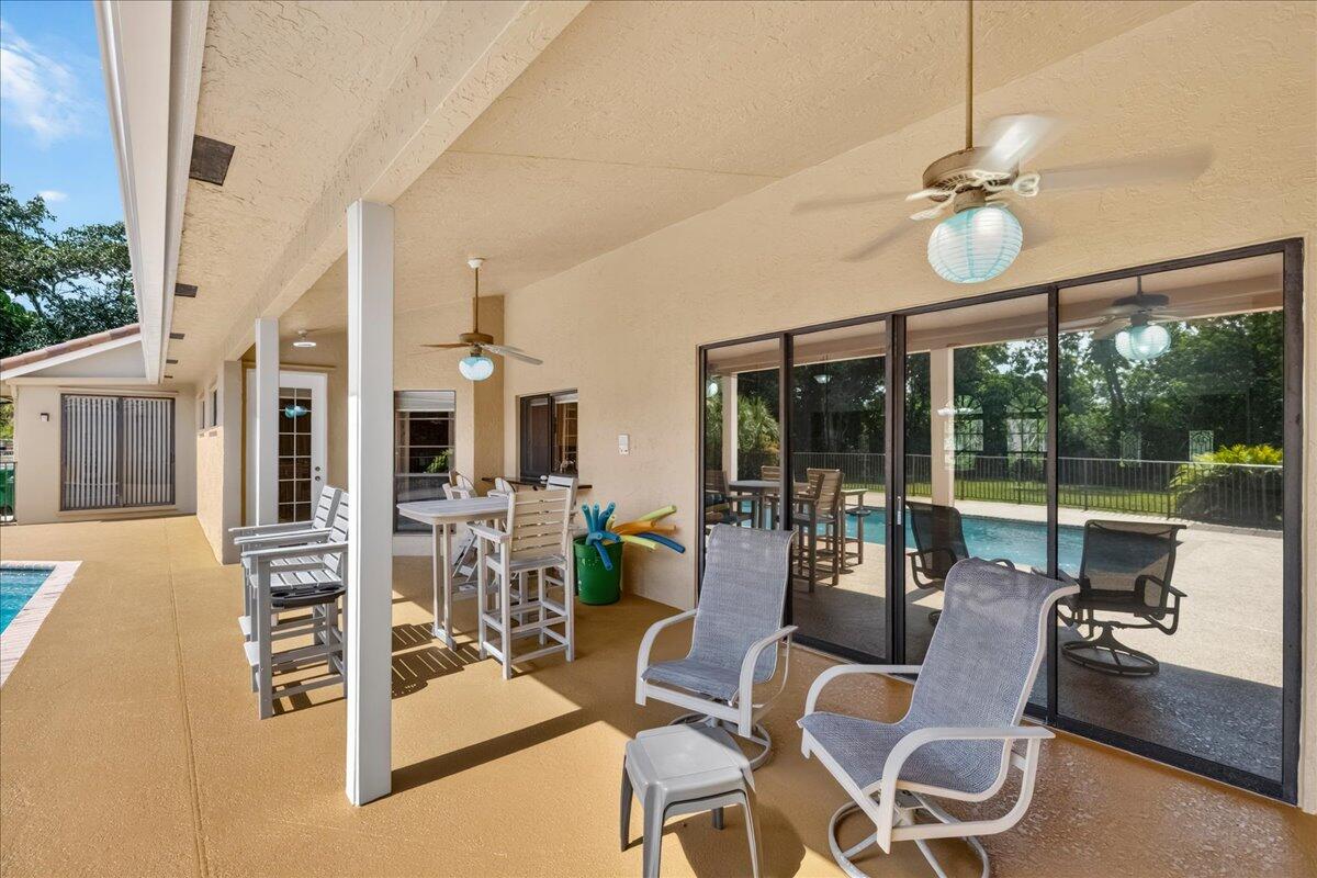 WHISPERING WOODS - Residential