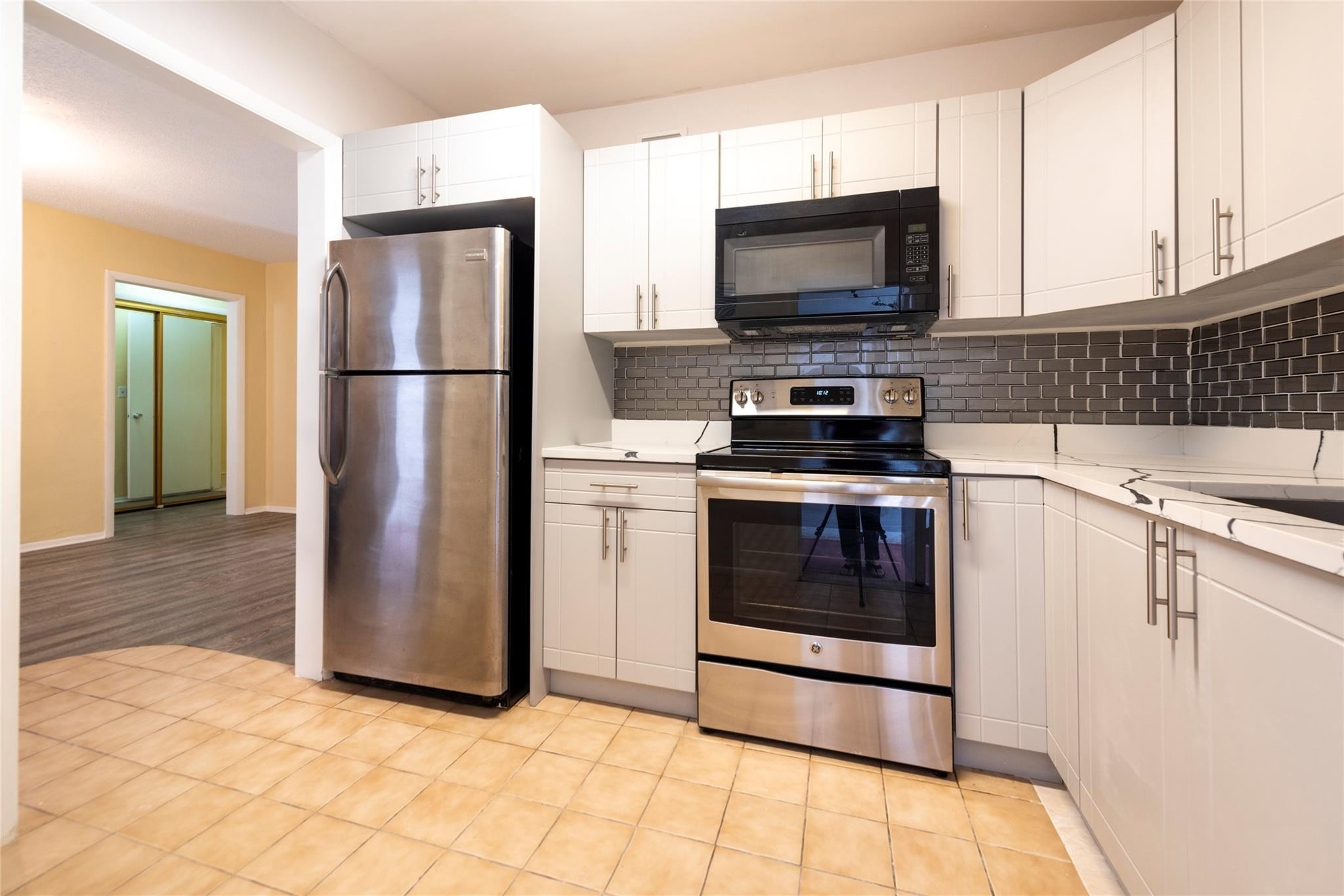 PARK SOUTH NINE INC CONDO - Residential