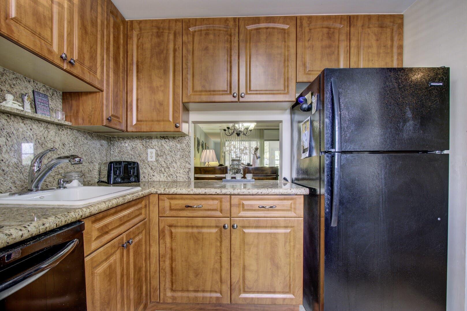 ORIOLE GOLF & TENNIS CLUB CONDO - Residential