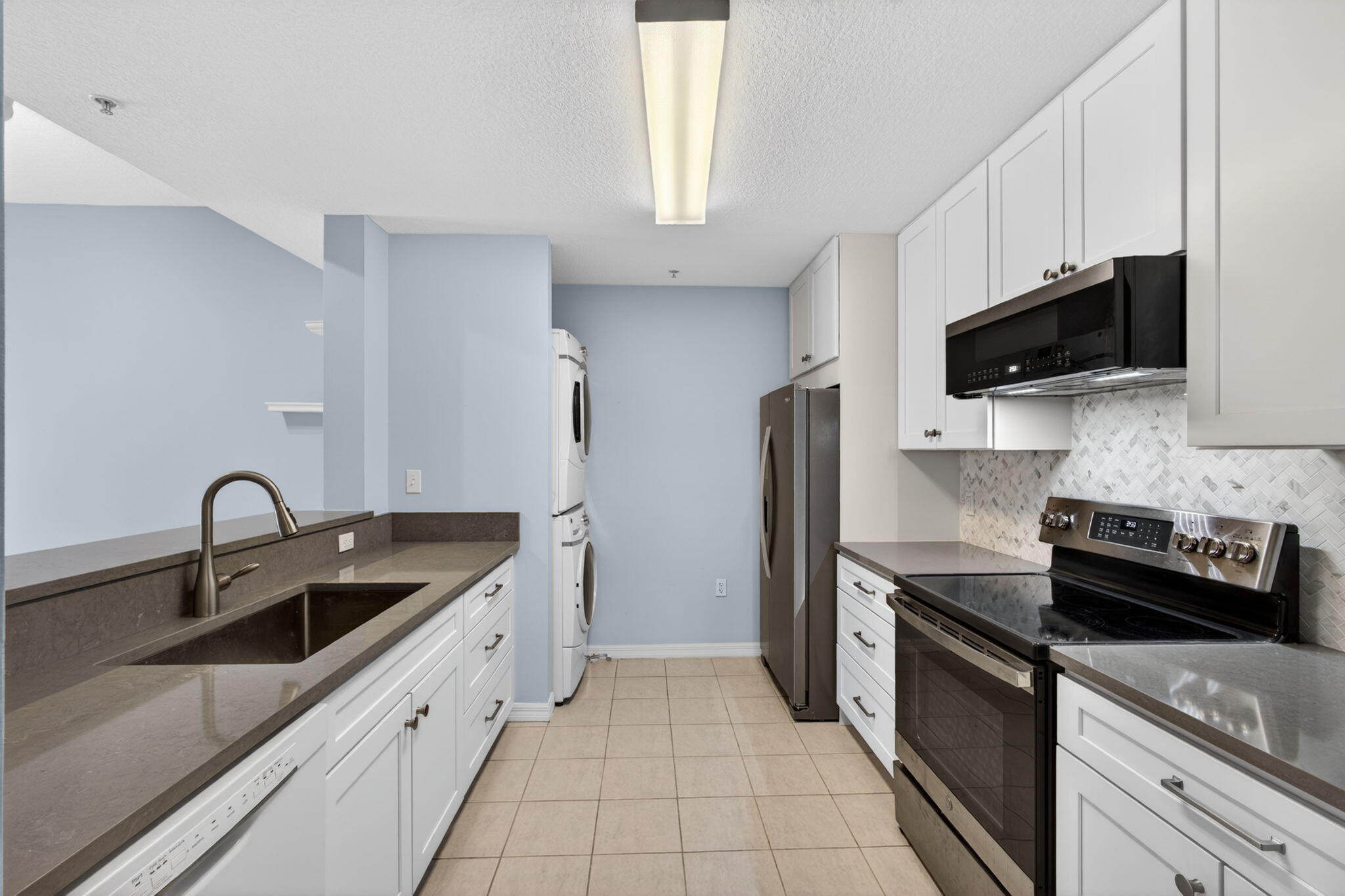 Village At Abacoa Condo - Residential