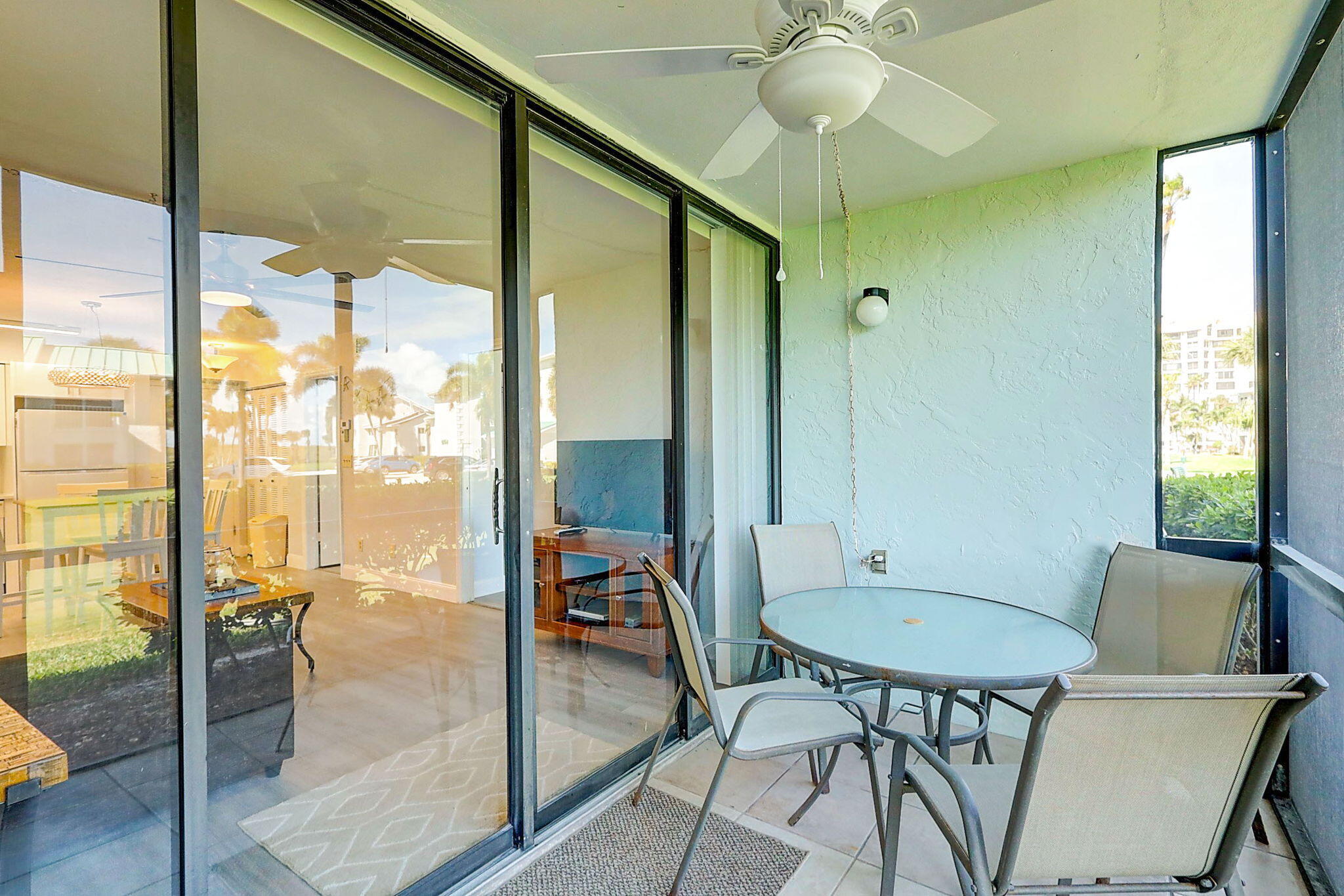 GOLF VILLAS - Residential