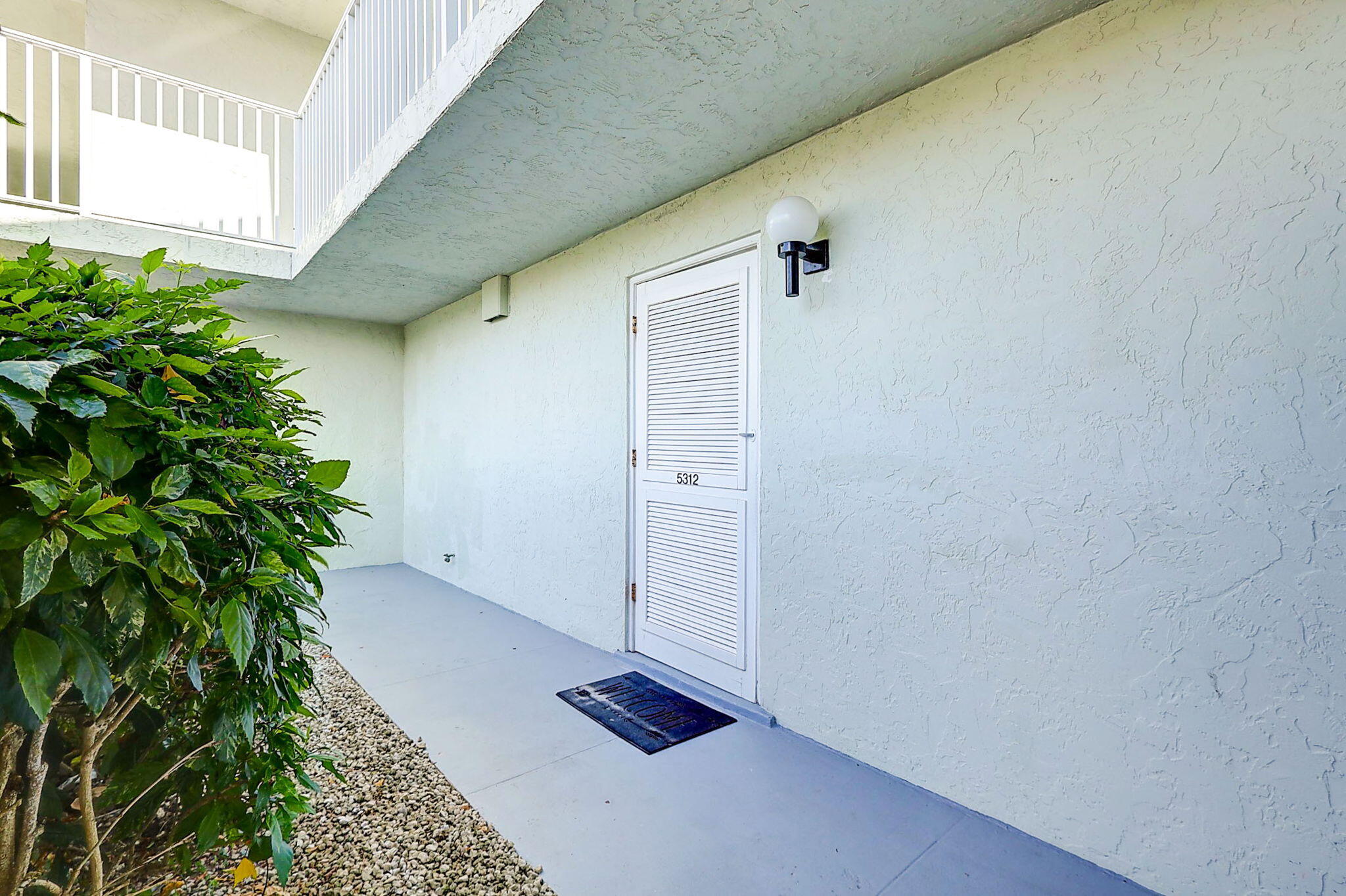 GOLF VILLAS - Residential