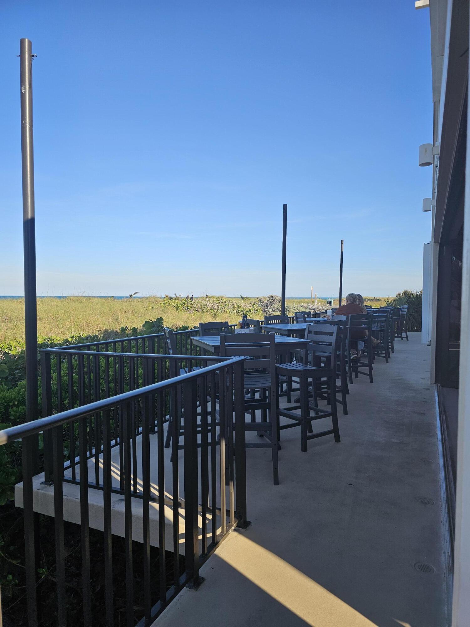 GOLF VILLAS - Residential
