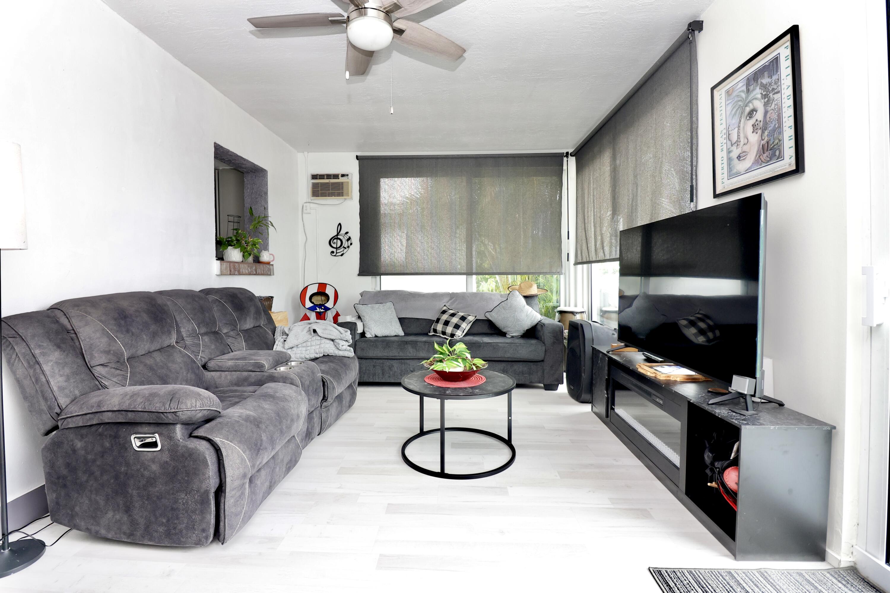 MAINLANDS OF TAMARAC LAKES - Residential