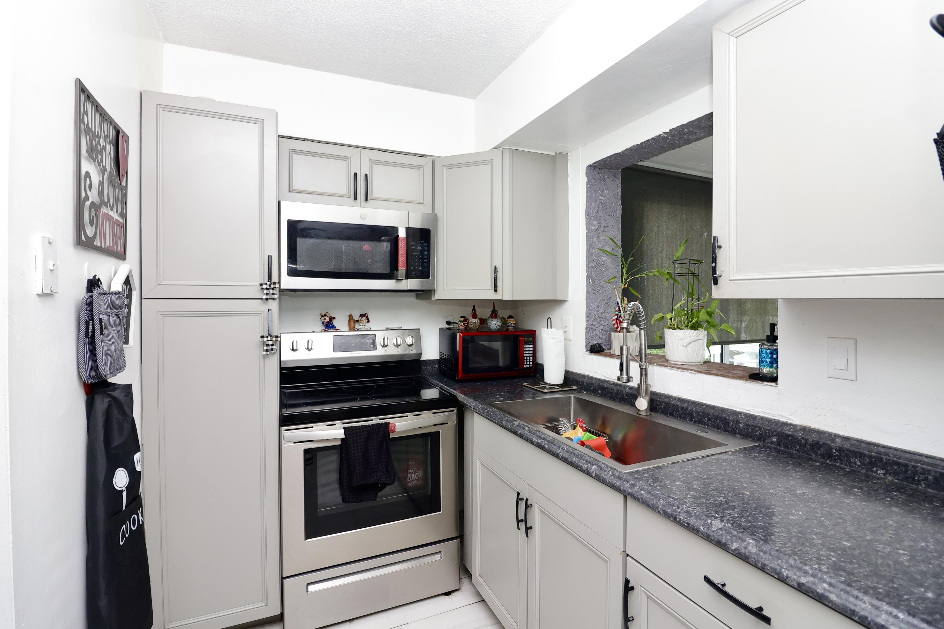 MAINLANDS OF TAMARAC LAKES - Residential