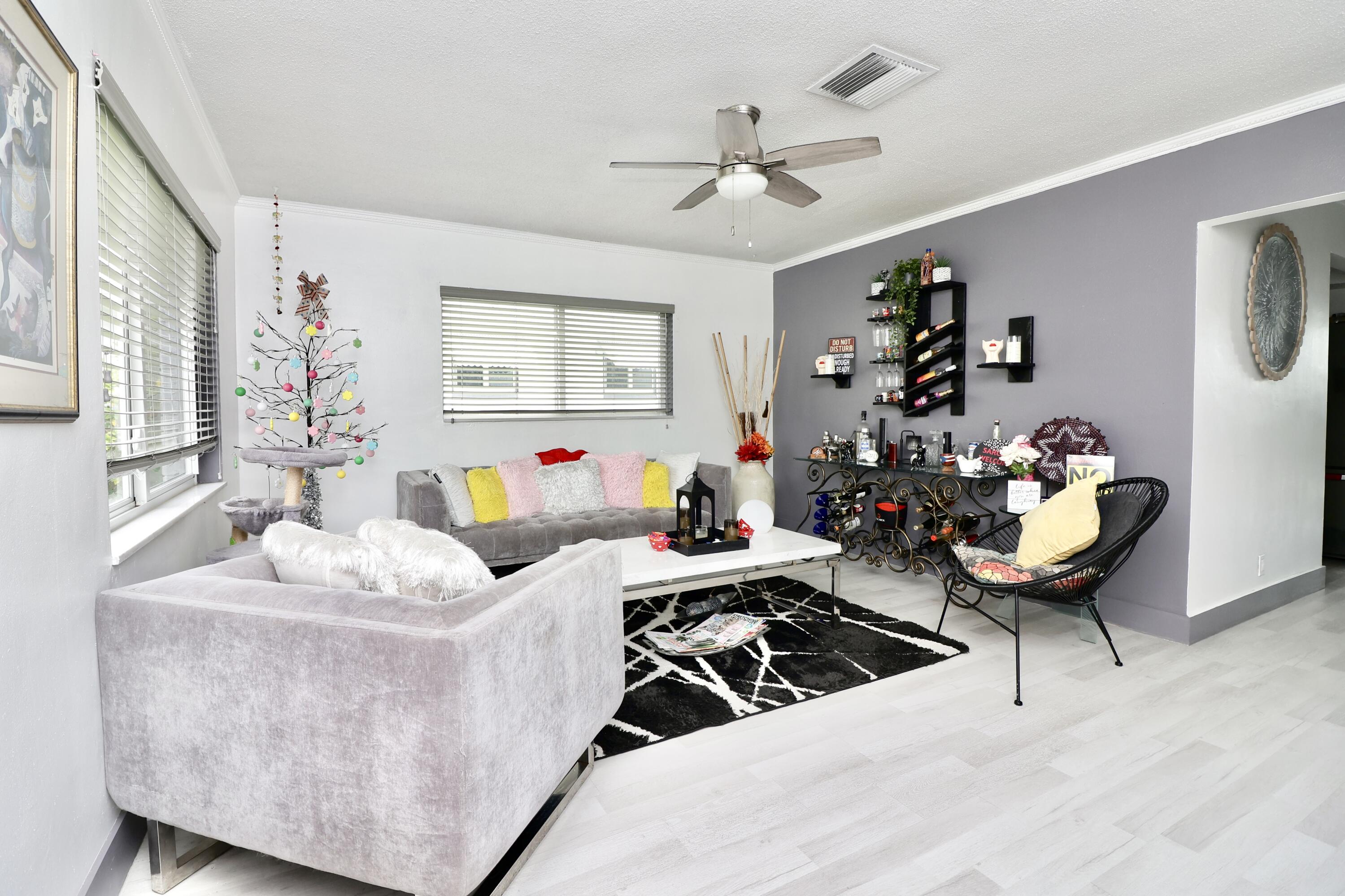 MAINLANDS OF TAMARAC LAKES - Residential