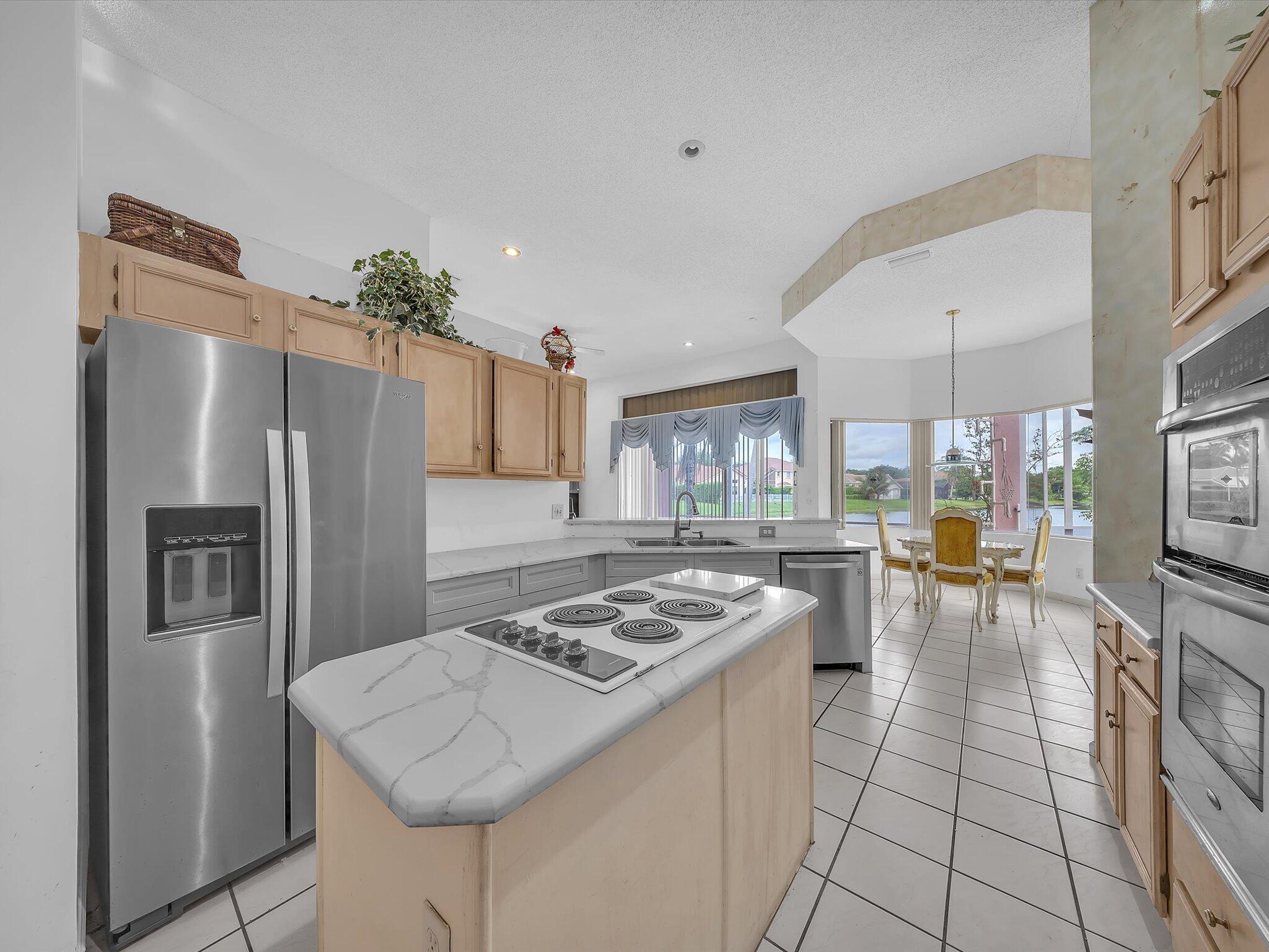 BROOKSIDE - Residential