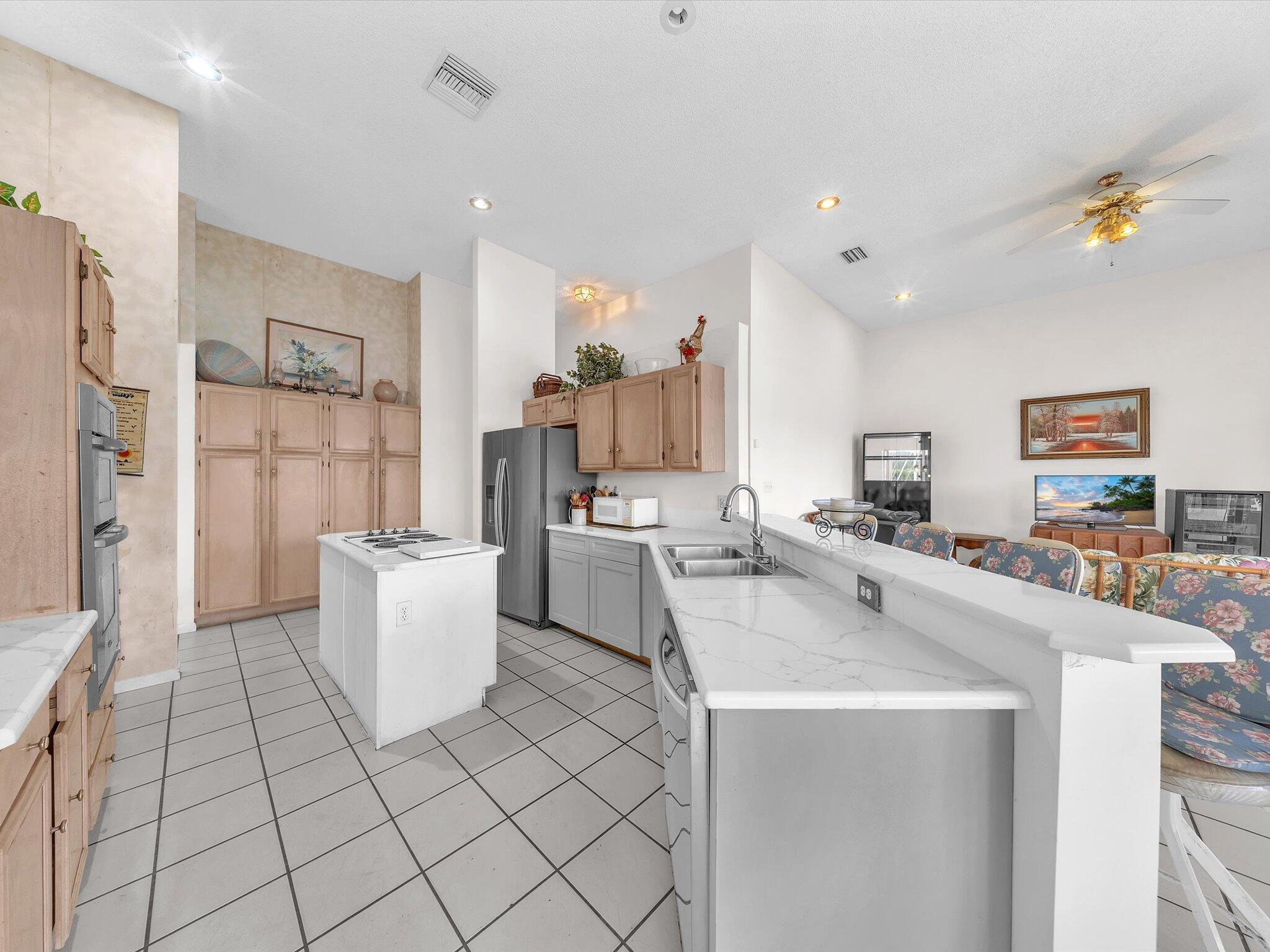 BROOKSIDE - Residential