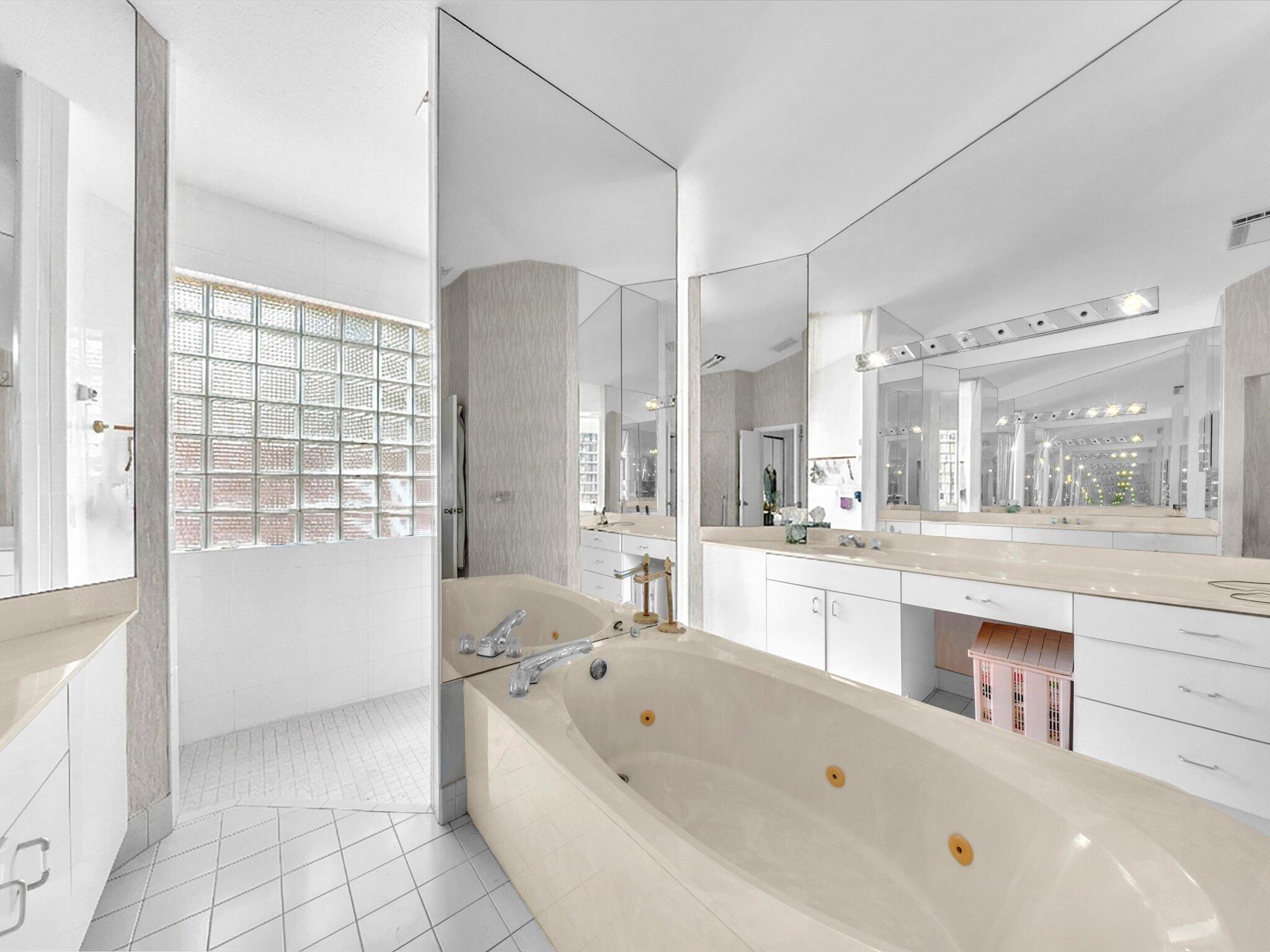 BROOKSIDE - Residential