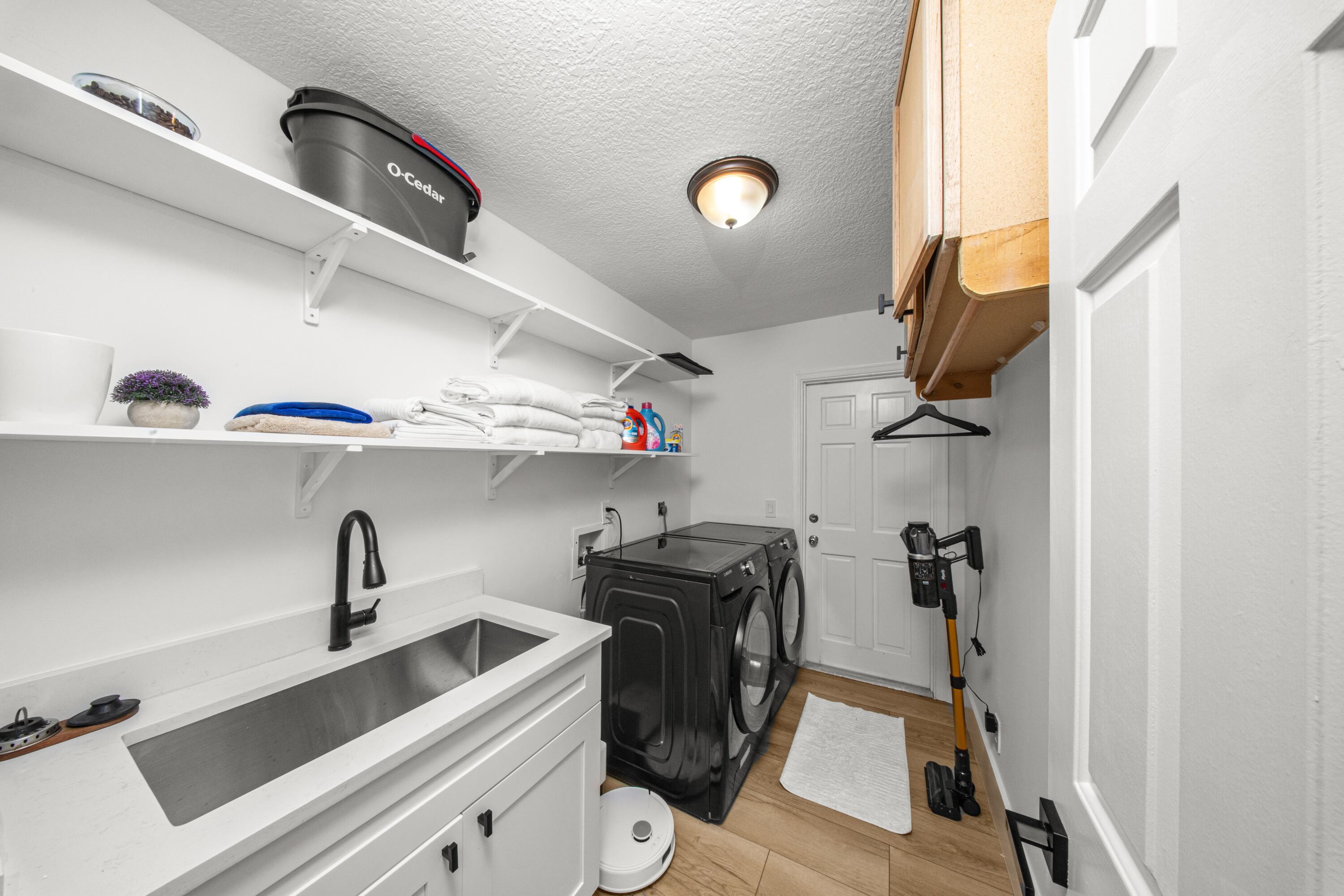 SUGAR POND MANOR OF WELLINGTON - Residential Lease