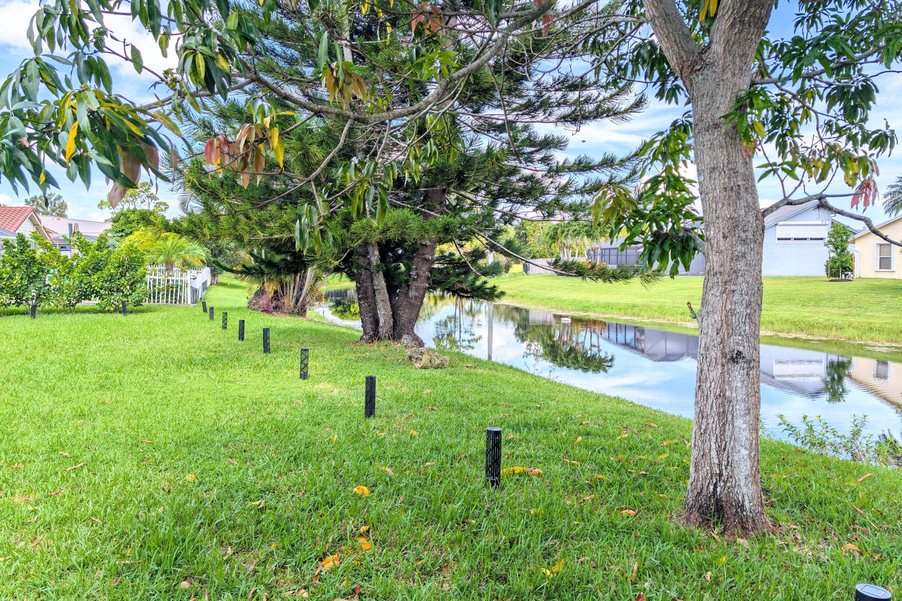 SUGAR POND MANOR OF WELLINGTON - Residential Lease