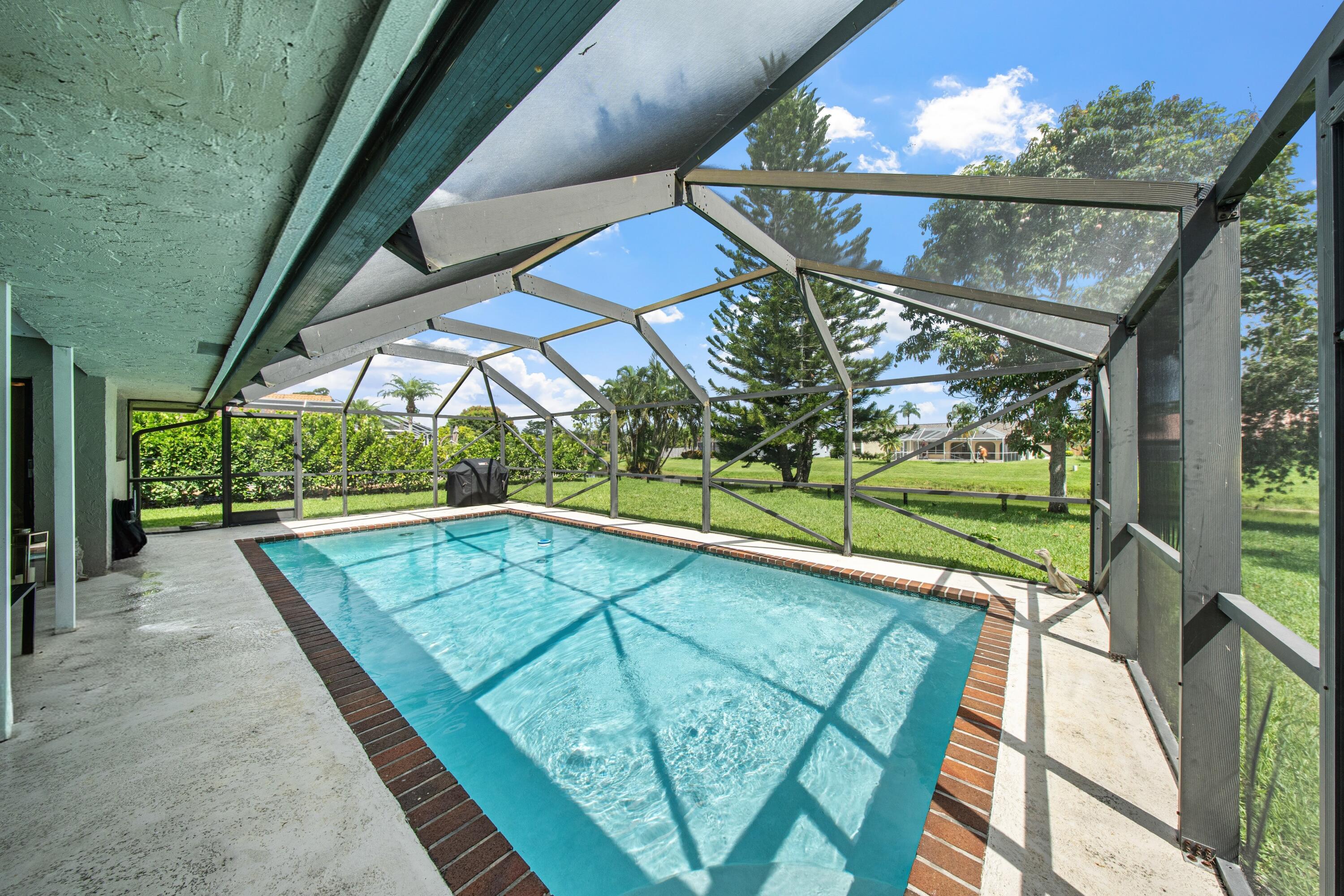 SUGAR POND MANOR OF WELLINGTON - Residential Lease