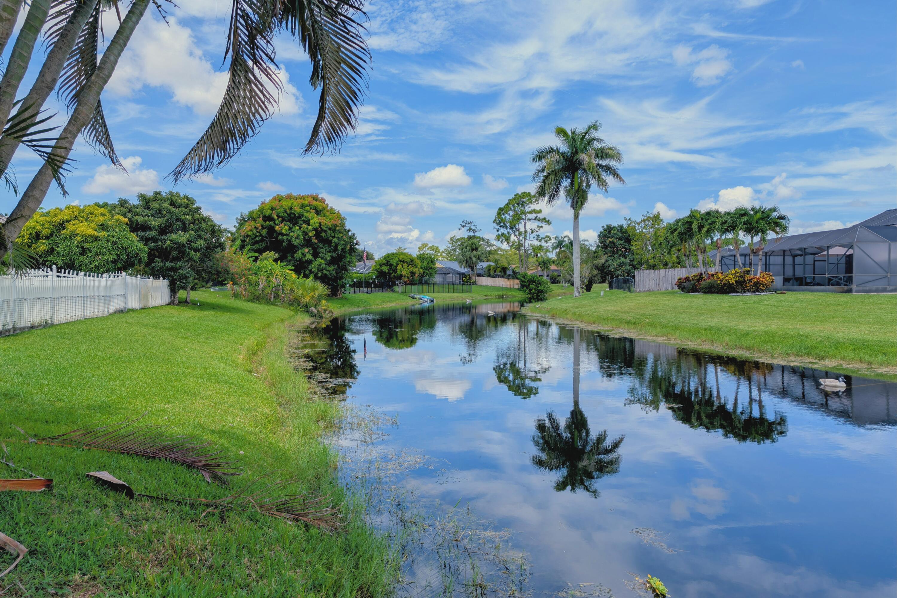 SUGAR POND MANOR OF WELLINGTON - Residential Lease