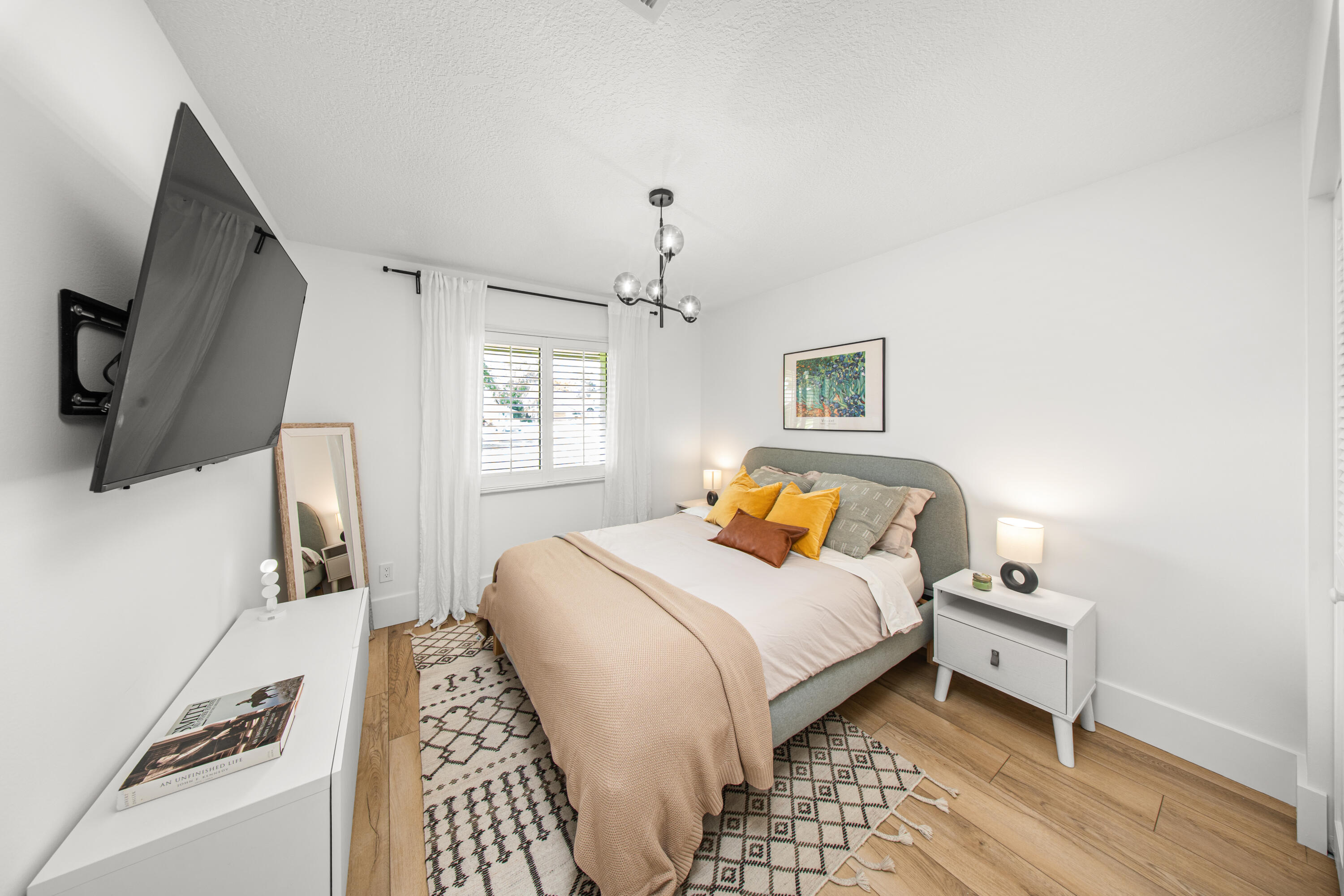 SUGAR POND MANOR OF WELLINGTON - Residential Lease