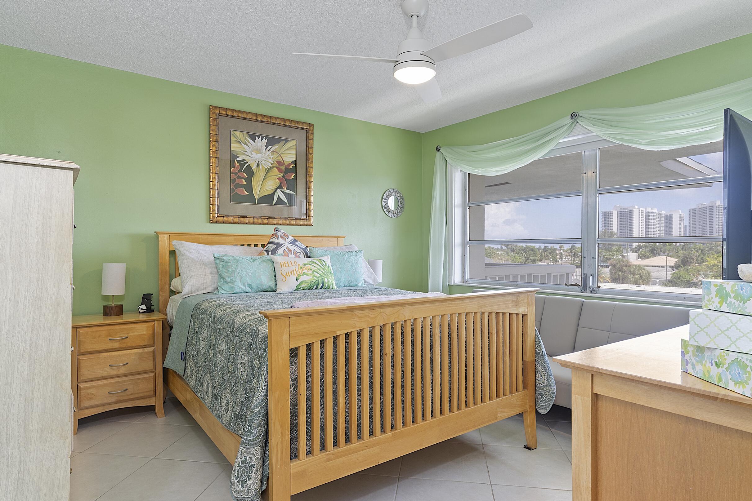 ISLE OF PARADISE CO-OP F - Residential
