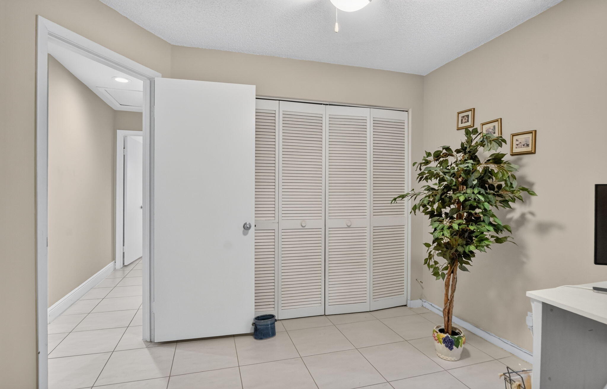 LA MIRADA AT BOCA POINTE - Residential