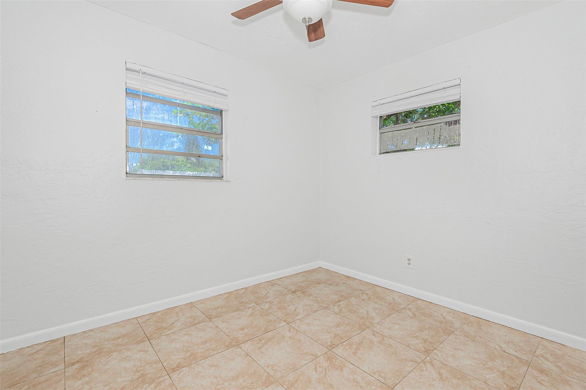 Hollywood Park 4-19 B - Residential Income