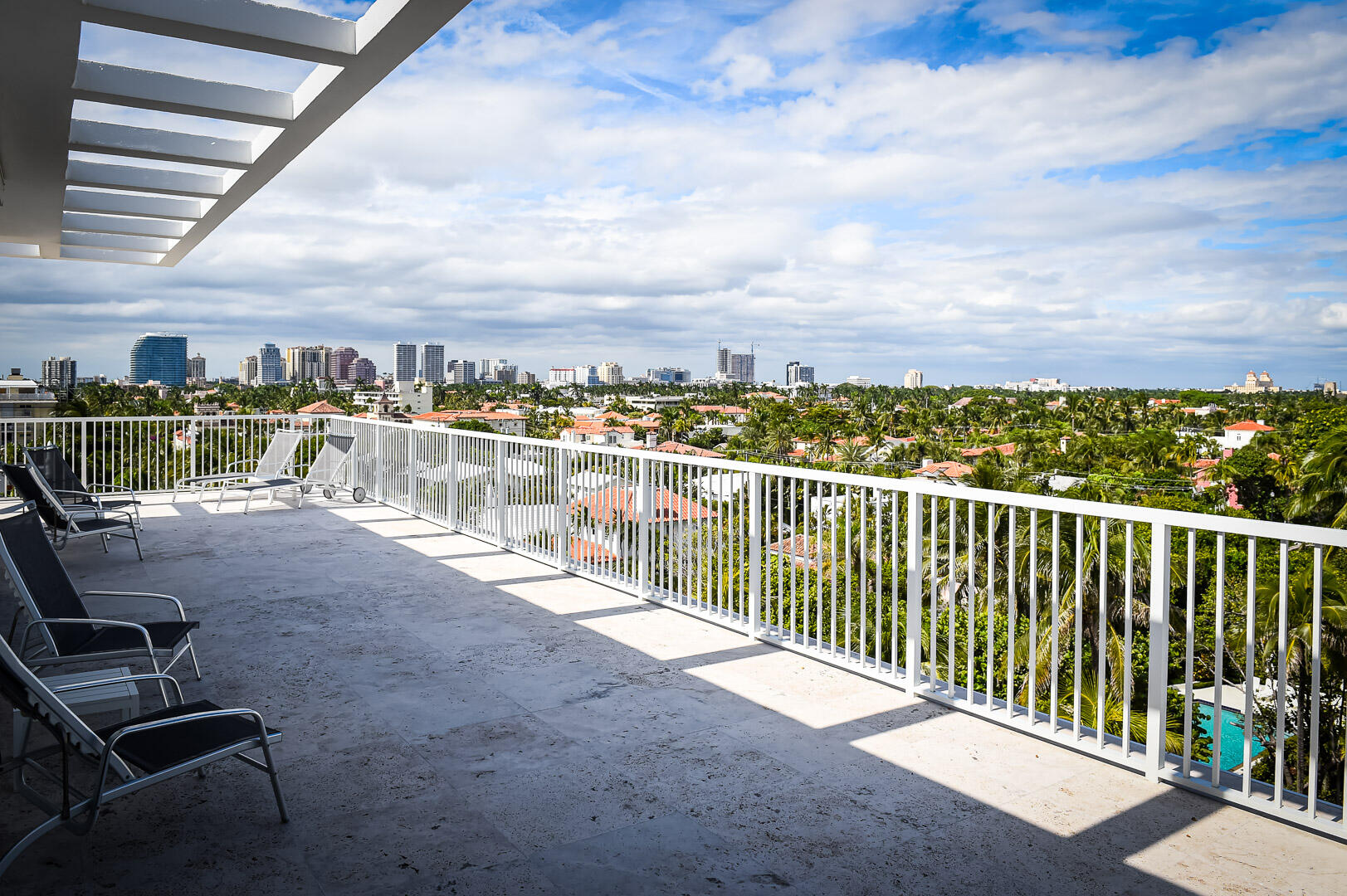 FOUR HUNDRED SO OCEAN BLVD CONDO - Residential