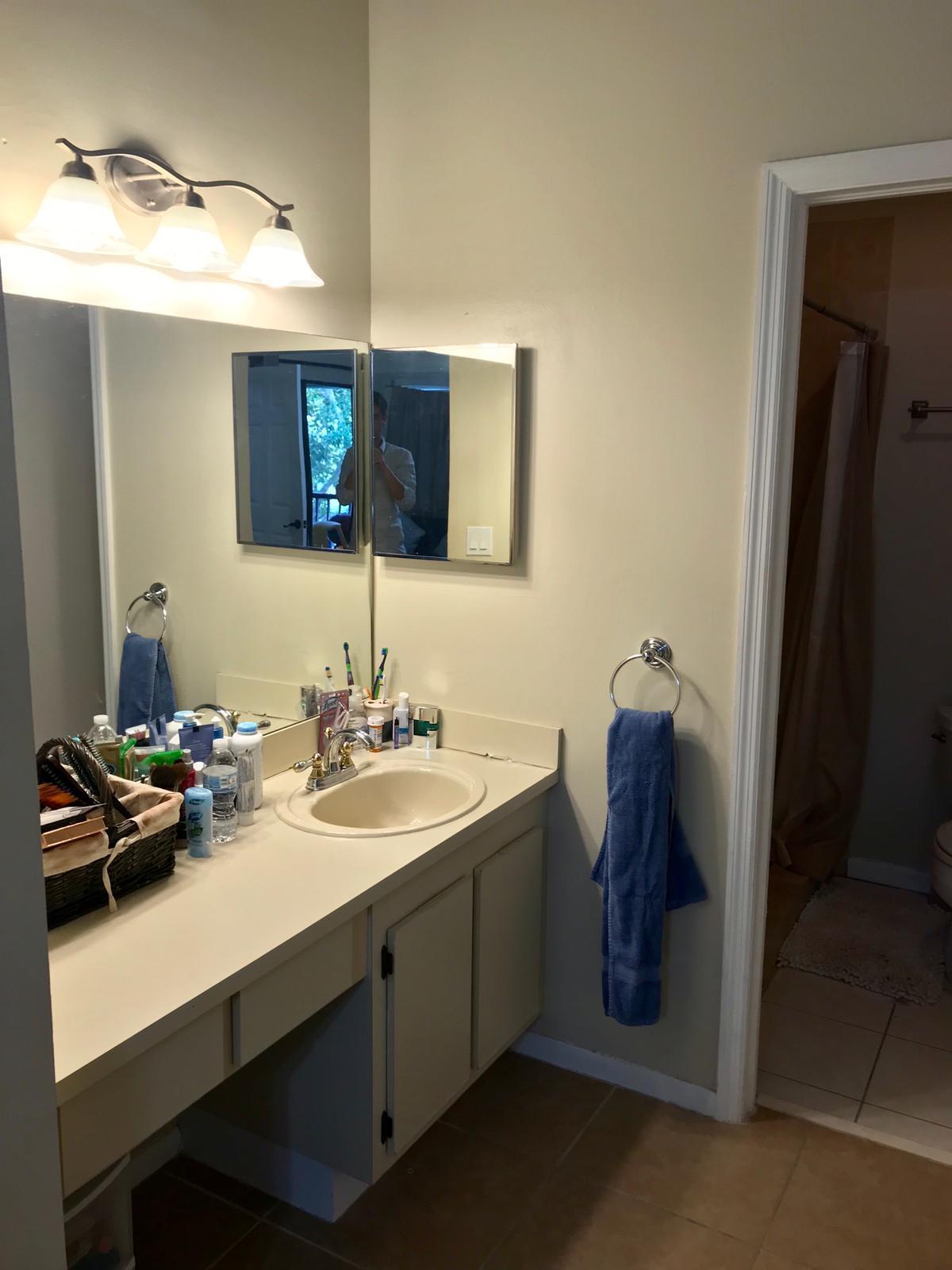 HARBOUR POINTE AT RIVER BRIDGE CONDO - Residential