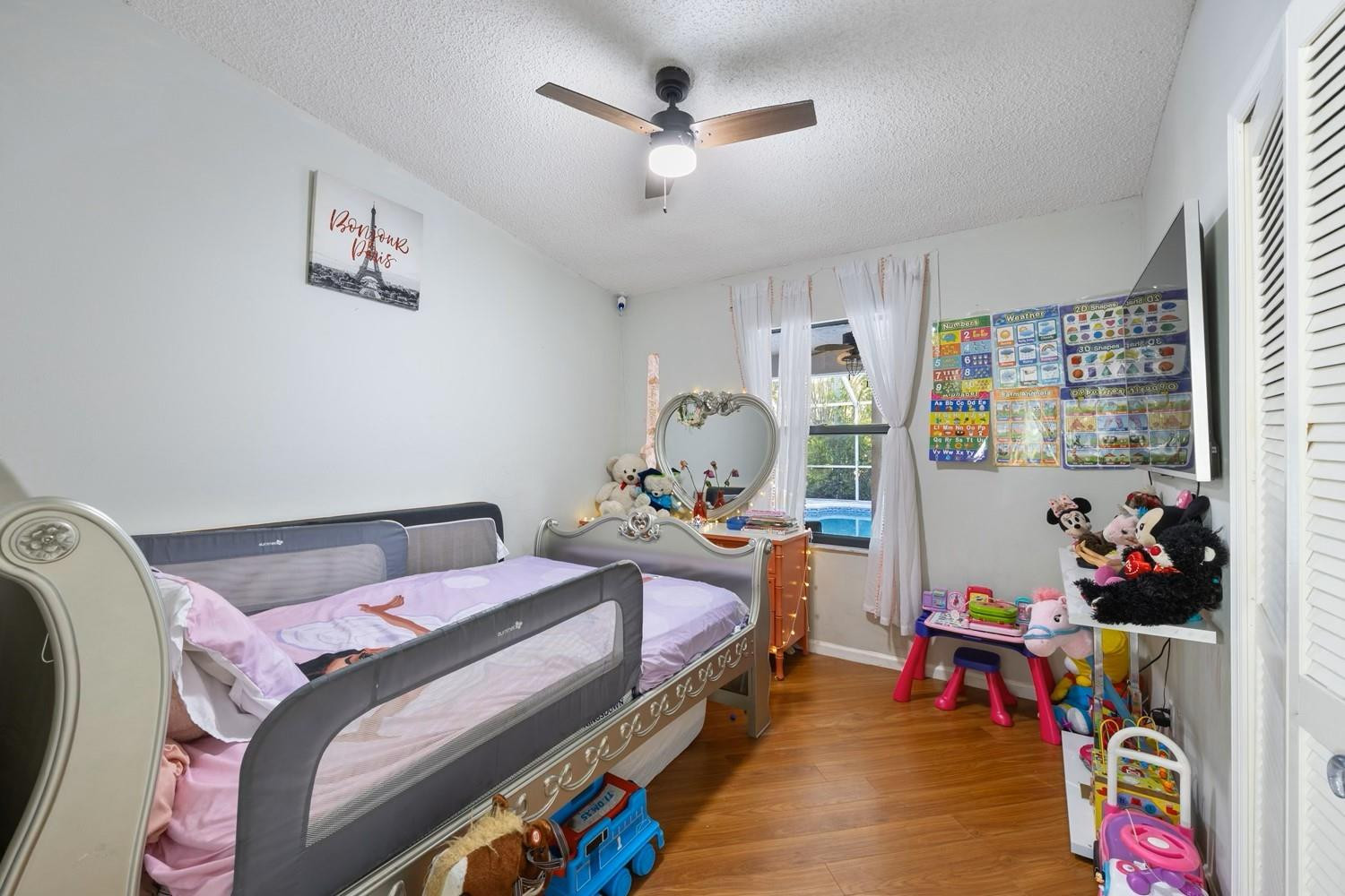 Acreage & Unrec - Residential