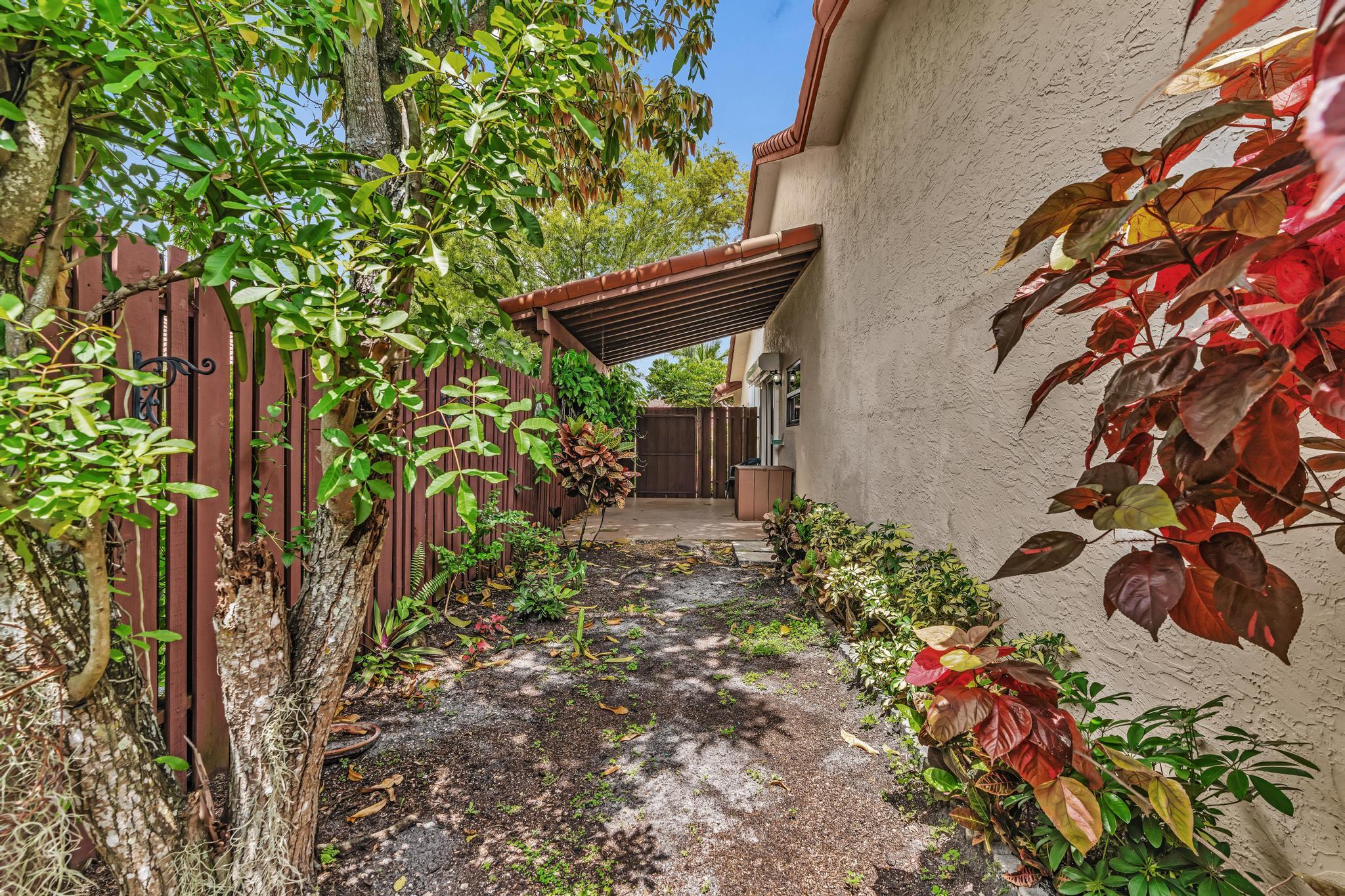 WOODMONT TRACT 57 - Residential
